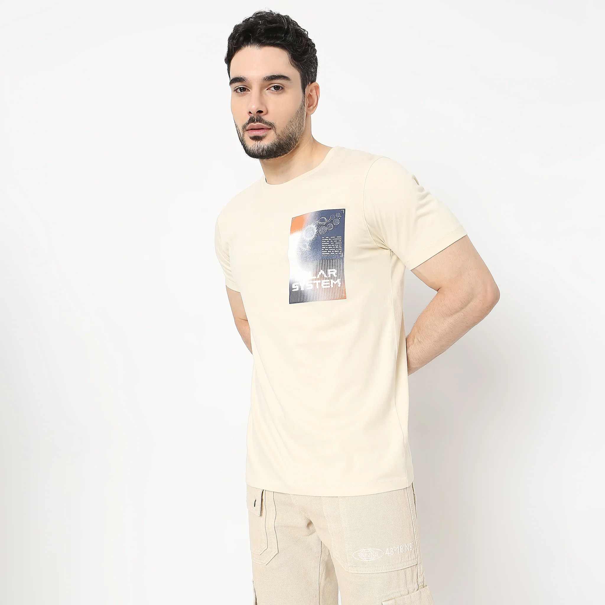 Regular Fit Graphic T-Shirt - Image 5