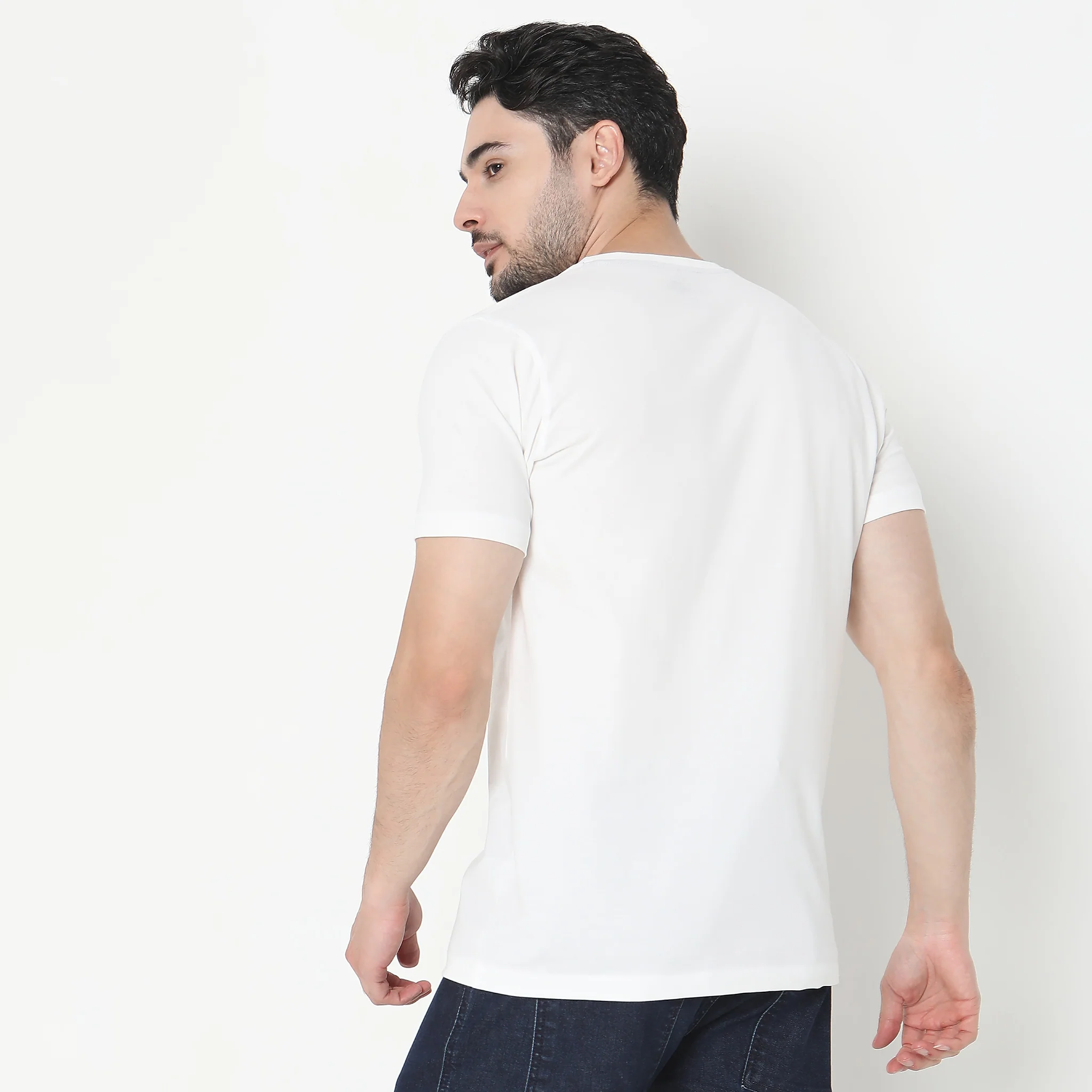 Regular Fit Graphic T-Shirt - Image 3