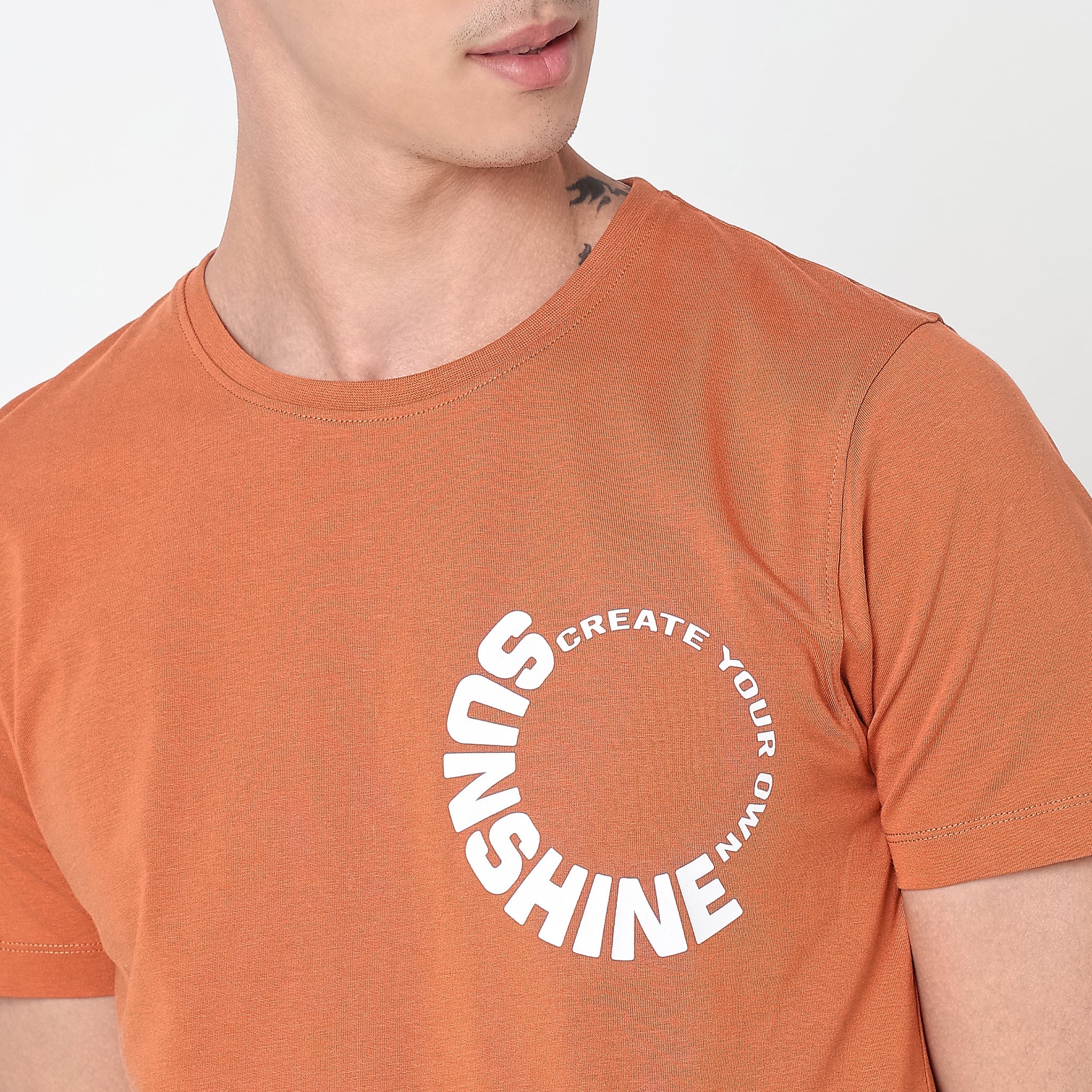 Regular Fit Graphic T-Shirt - Image 3