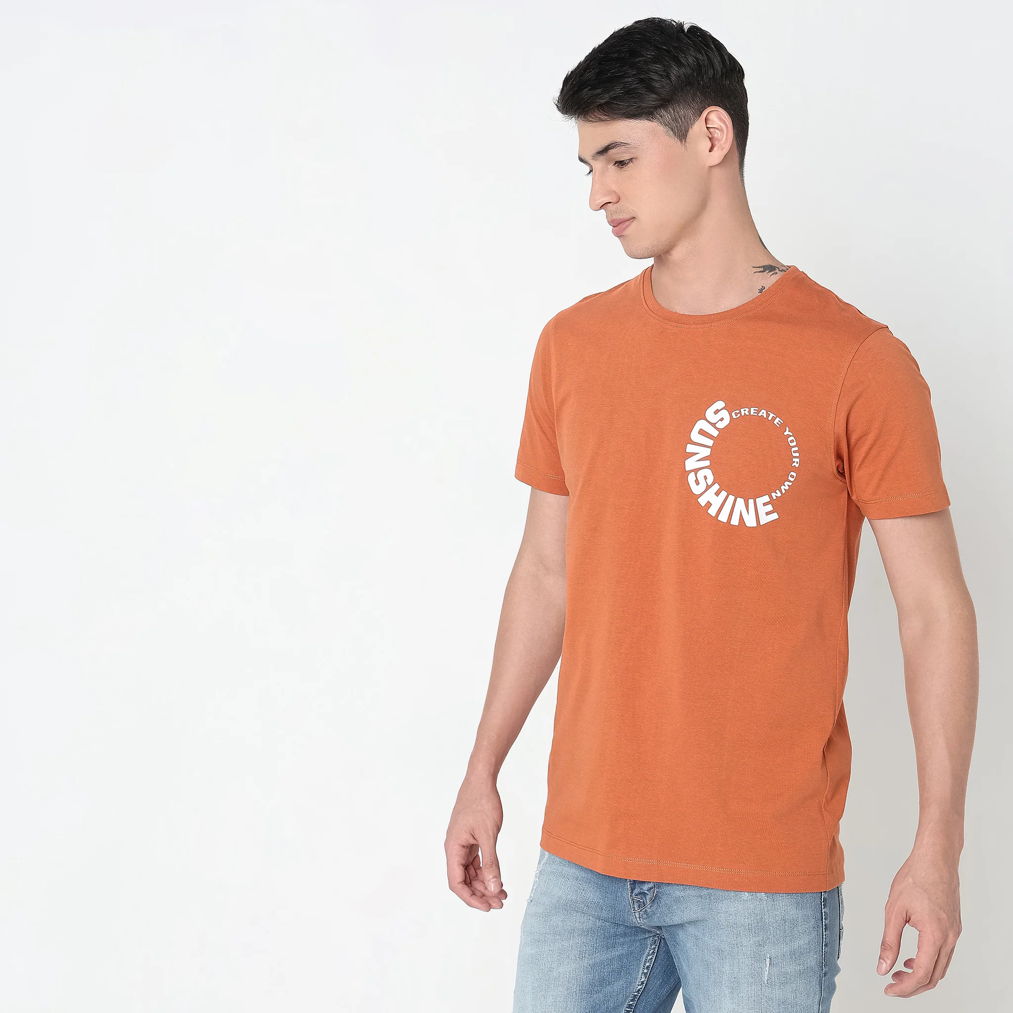 Regular Fit Graphic T-Shirt - Image 4
