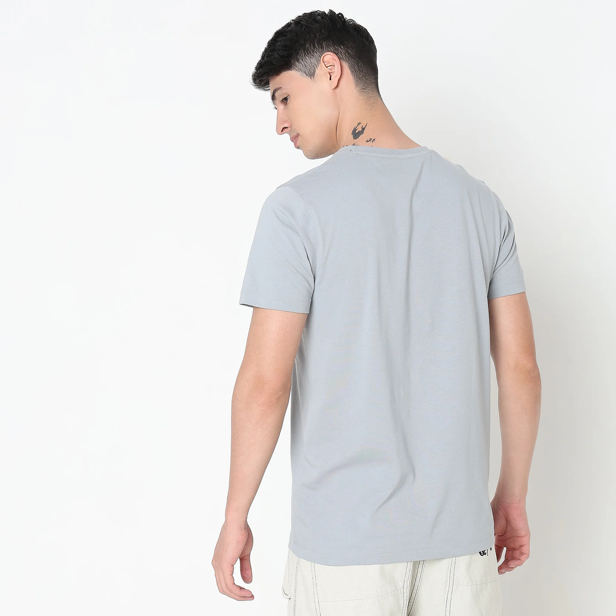 Regular Fit Graphic T-Shirt - Image 3