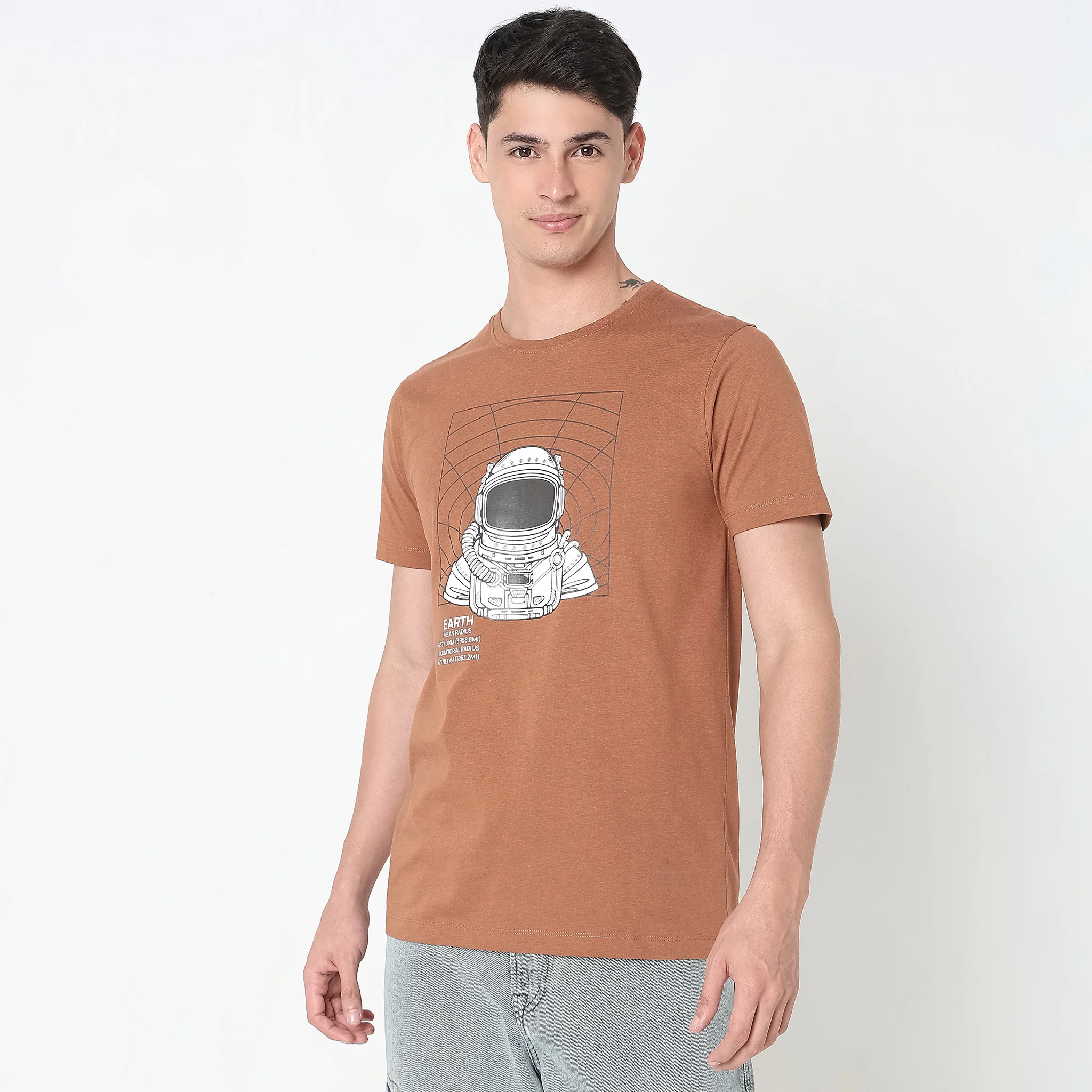 Regular Fit Graphic T-Shirt - Image 2
