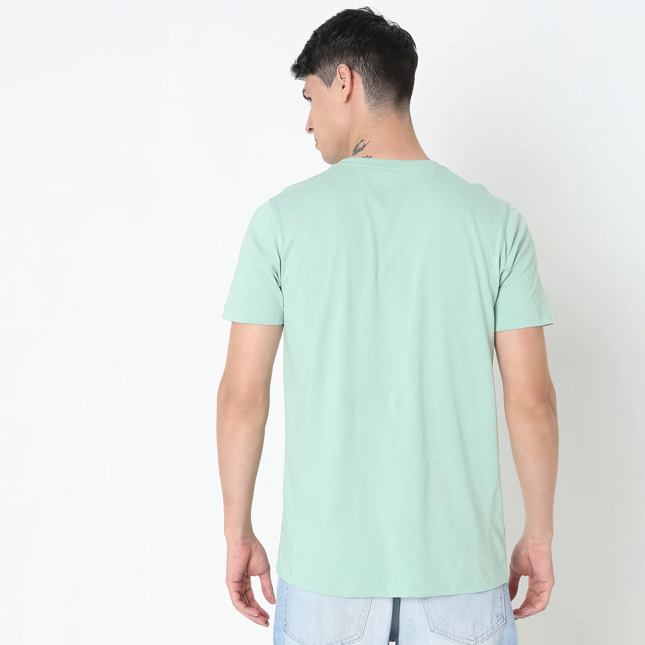Regular Fit Graphic T-Shirt - Image 3