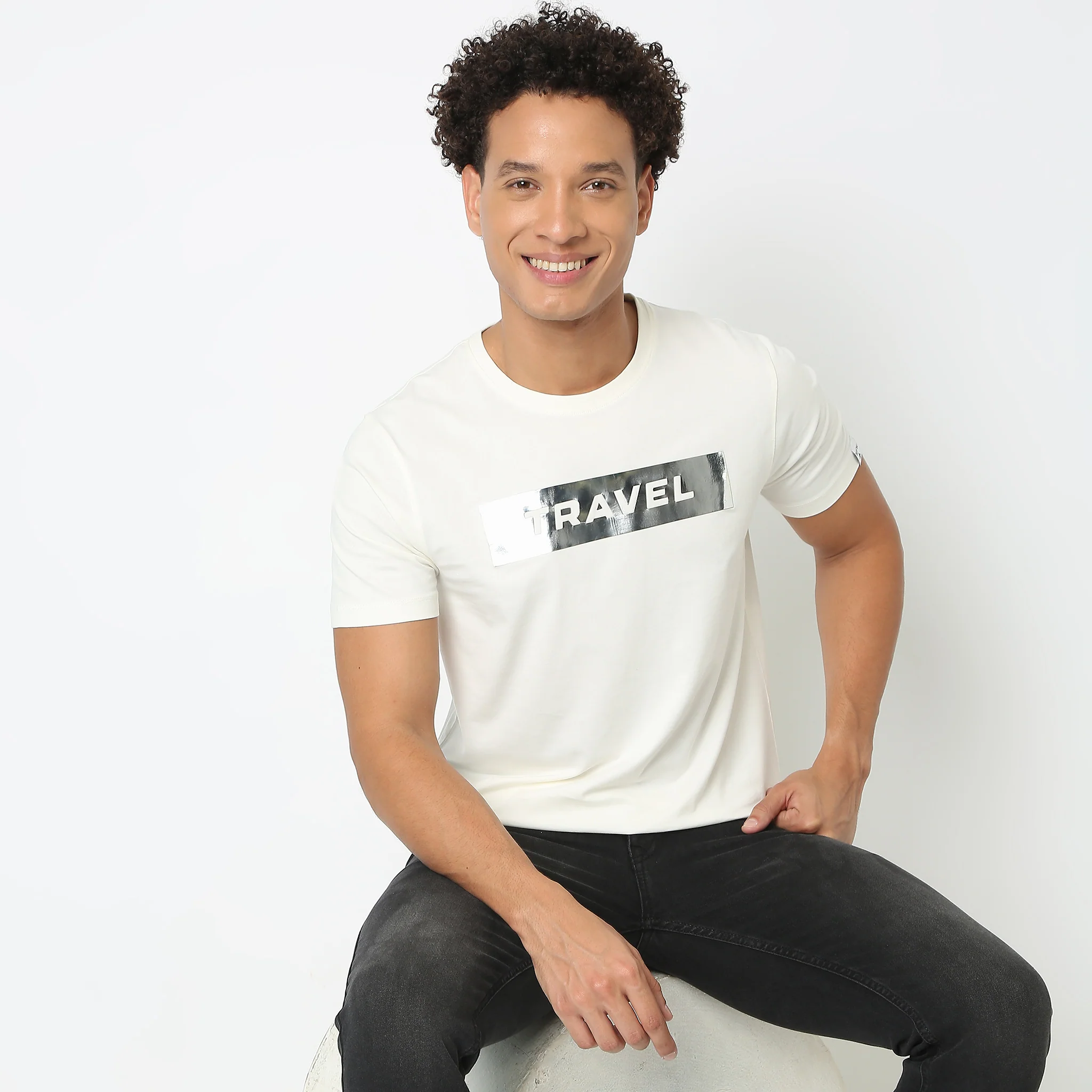 Three 3 Dimension Reflective Graphic In Cotton Stretch Jersey - Regular Fit T-Shirt - Image 12