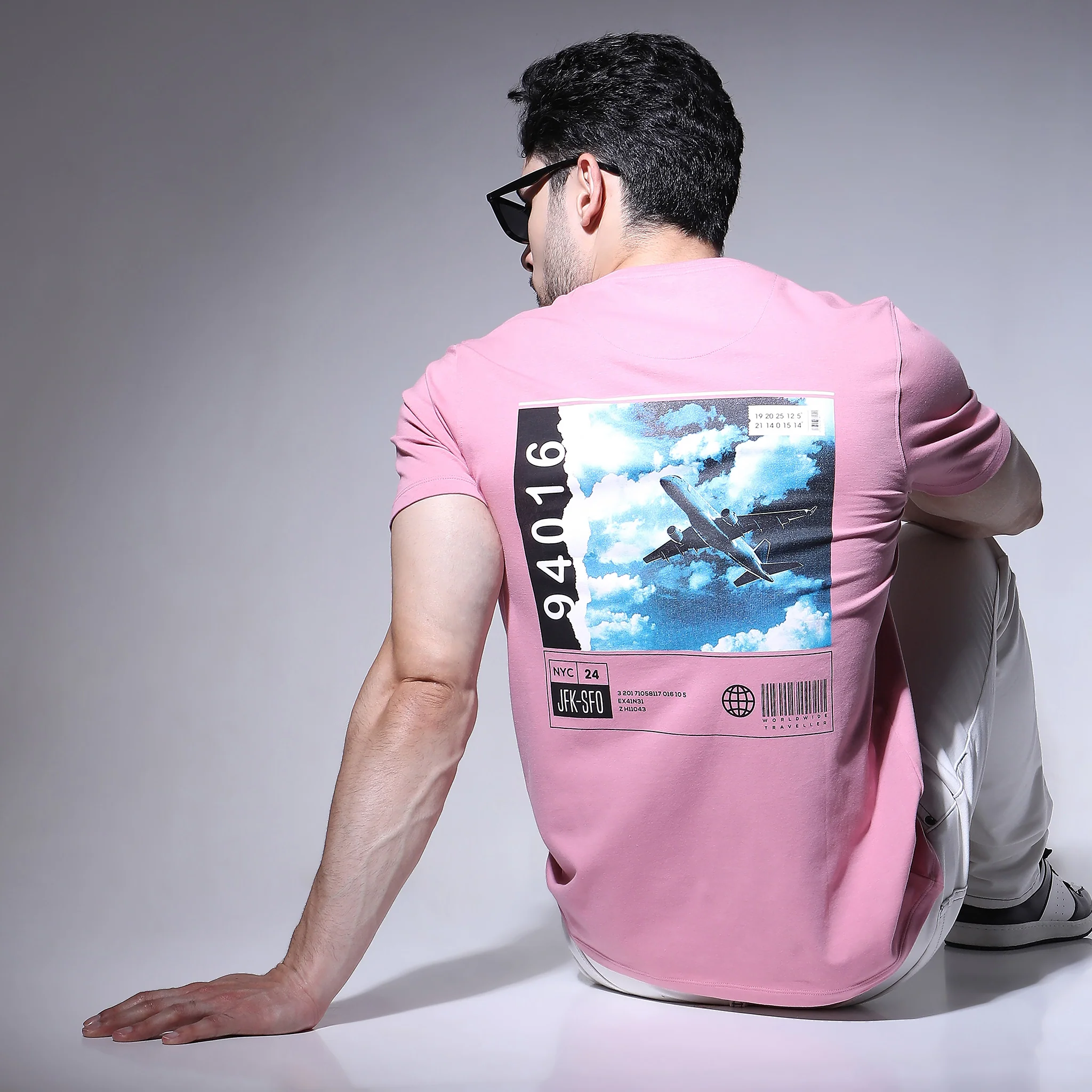 Regular Fit Graphic T-Shirt - Image 4