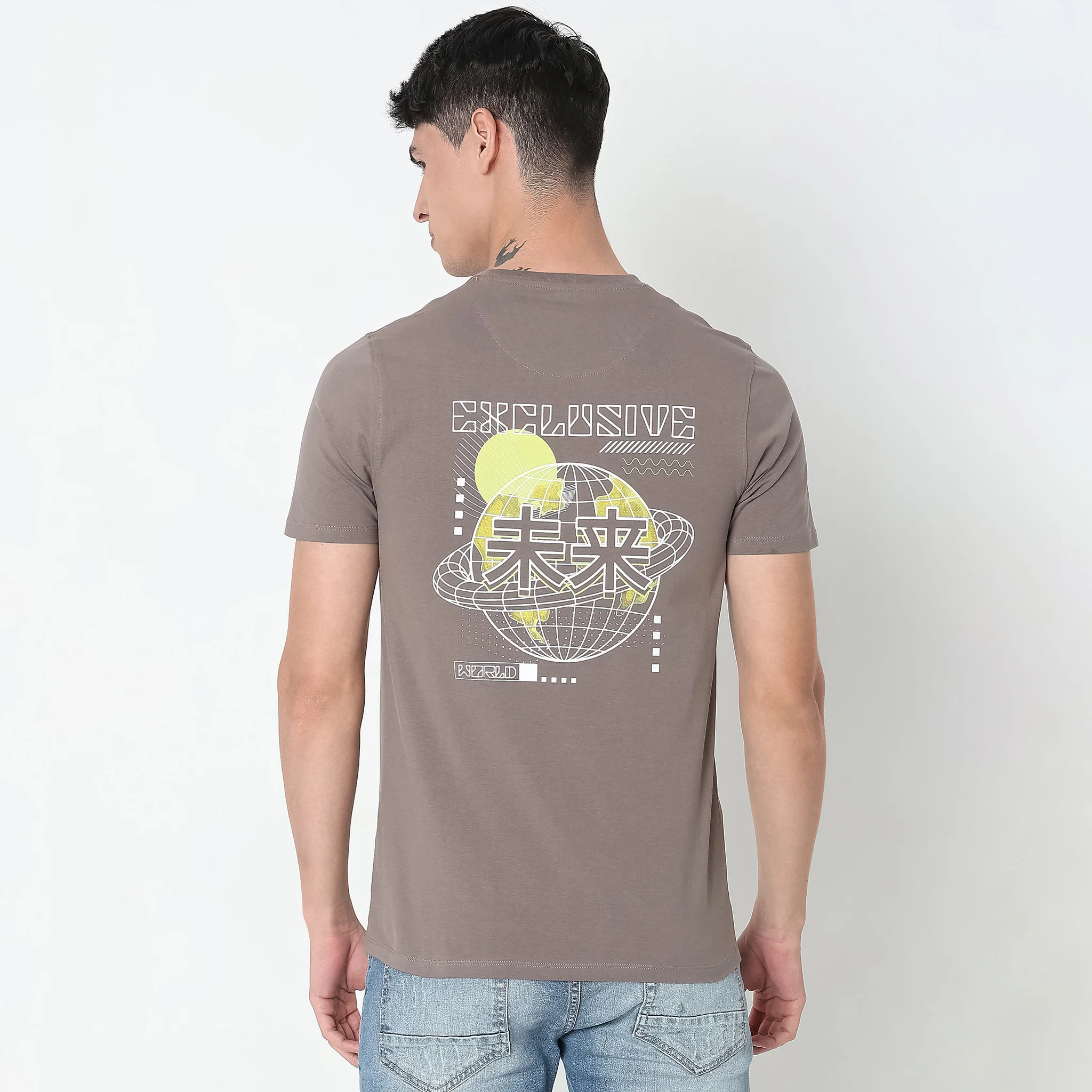 Regular Fit Graphic T-Shirt - Image 3
