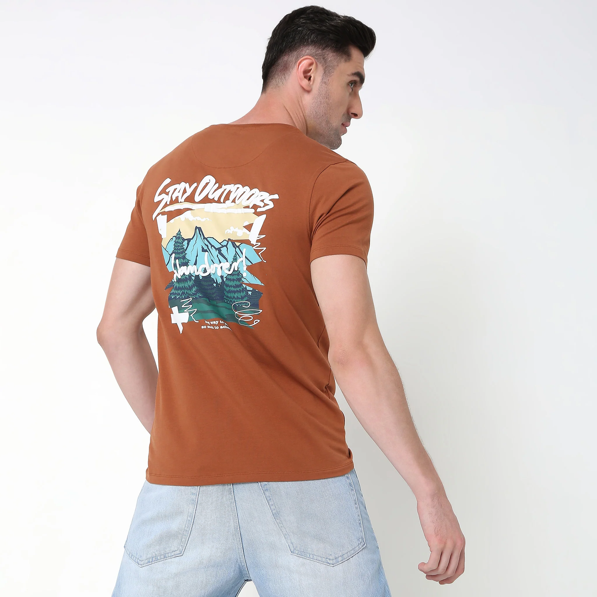 Regular Fit Graphic T-Shirt - Image 3
