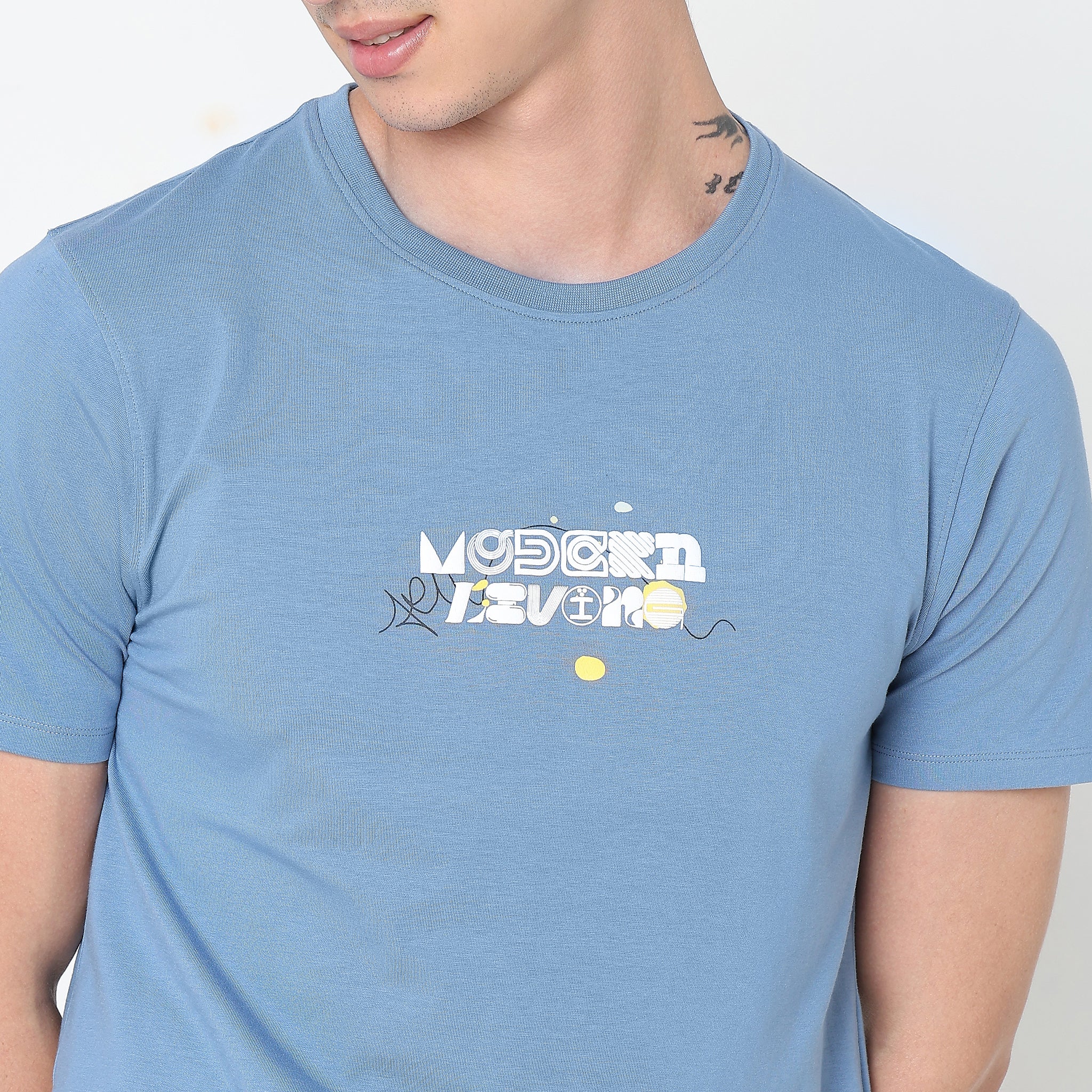 Regular Fit Graphic T-Shirt - Image 4