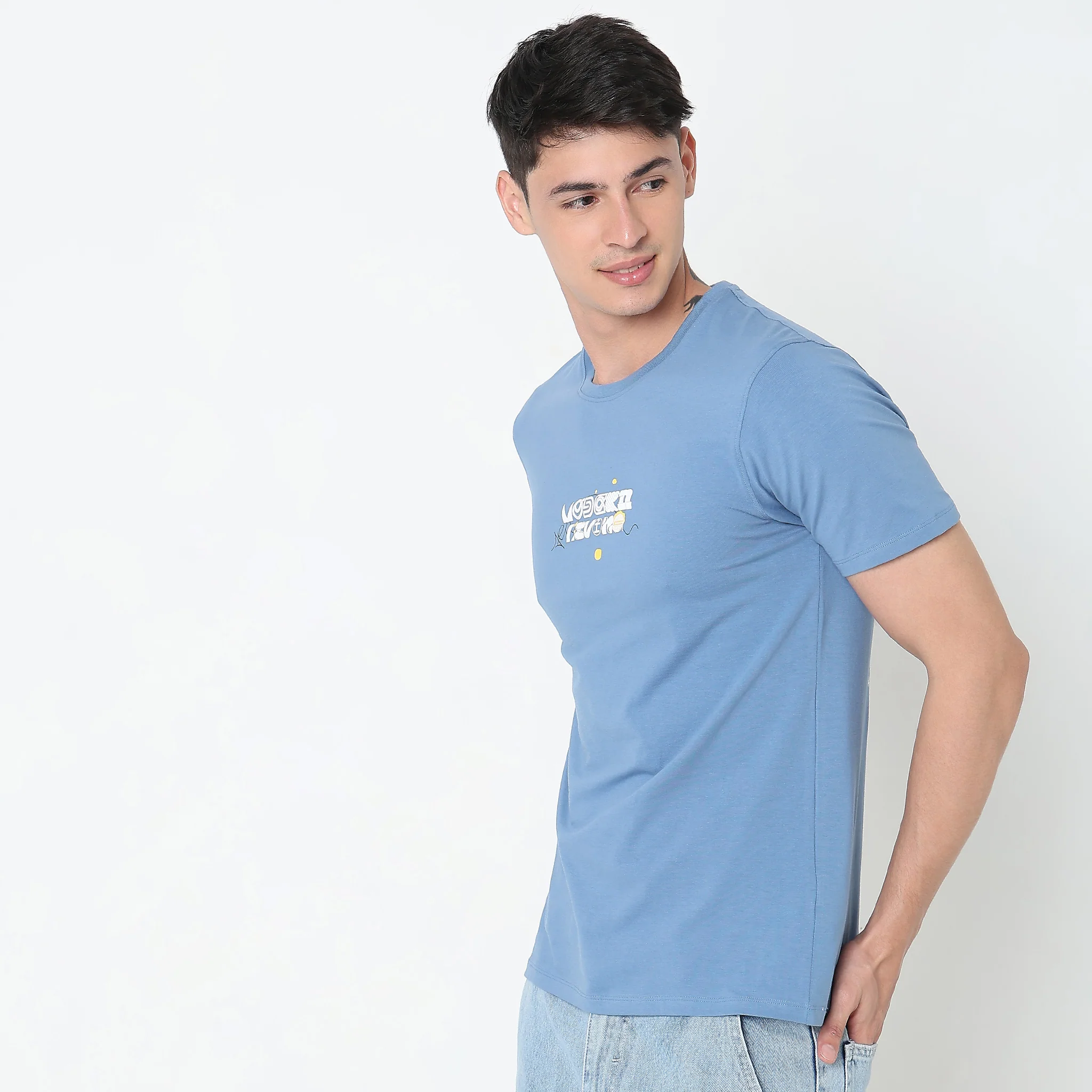 Regular Fit Graphic T-Shirt - Image 5