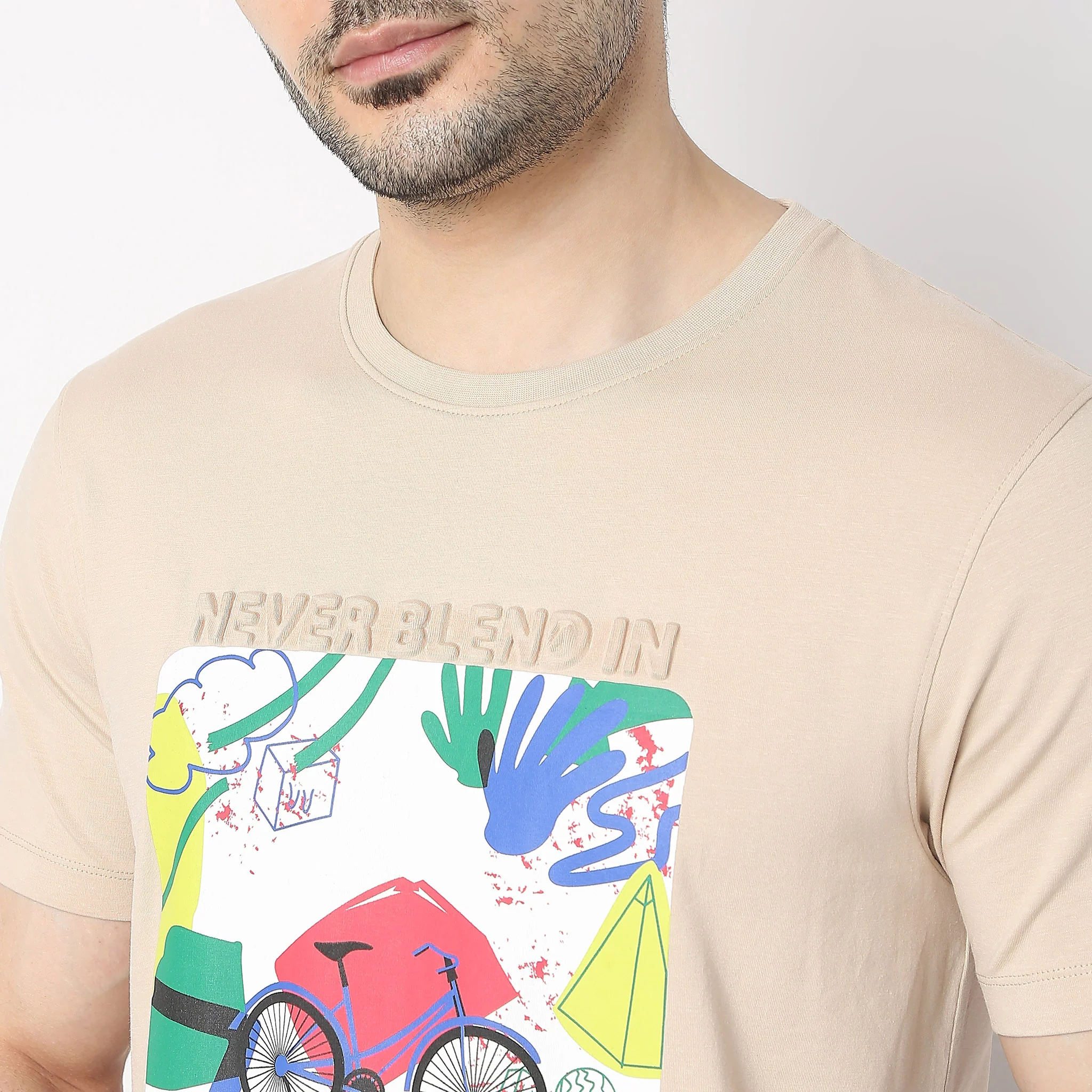 Knitted Graphic T-Shirt - Image 5