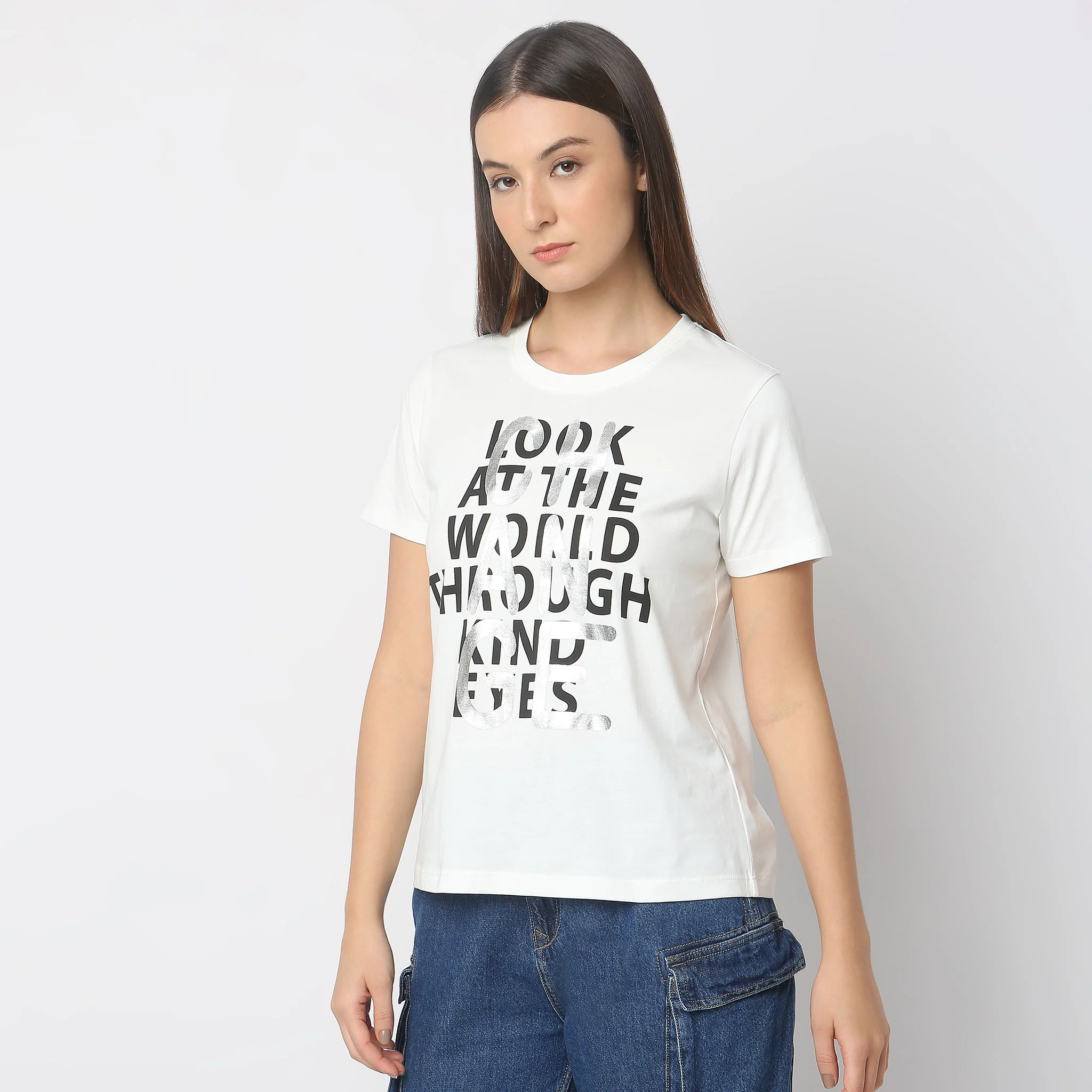 Regular Fit Graphic T-Shirt - Image 5