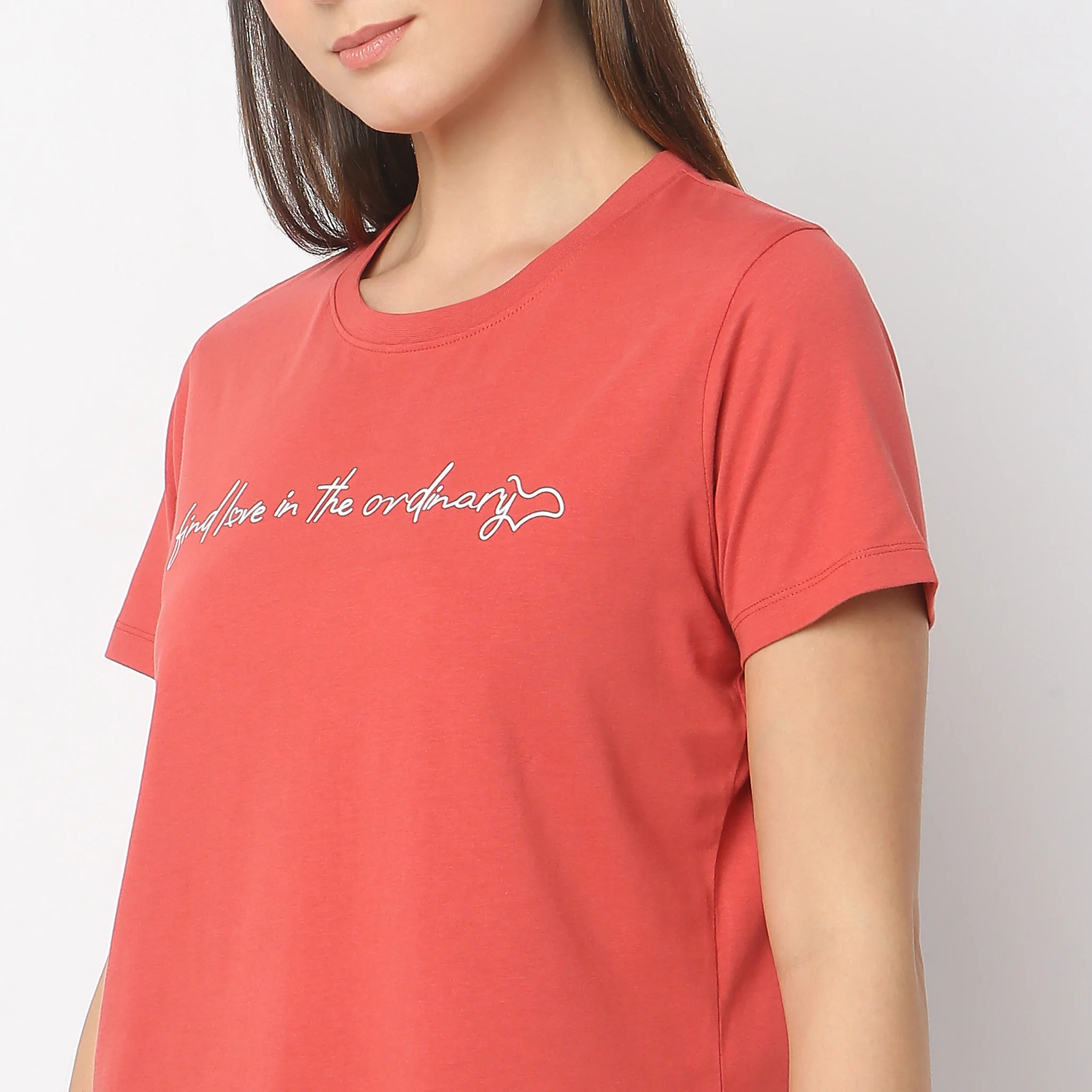 Regular Fit Graphic T-Shirt - Image 4