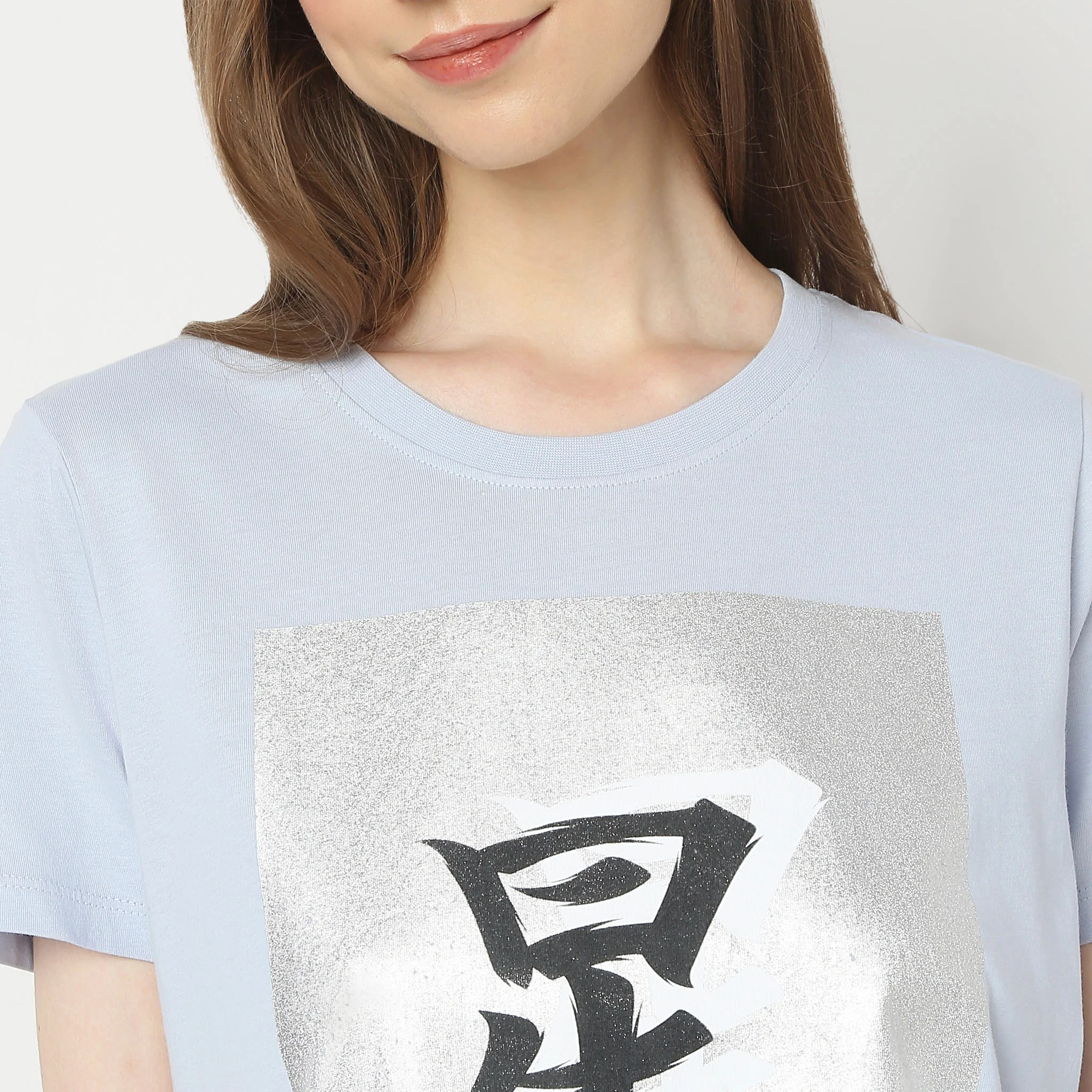 Regular Fit Graphic T-Shirt - Image 4