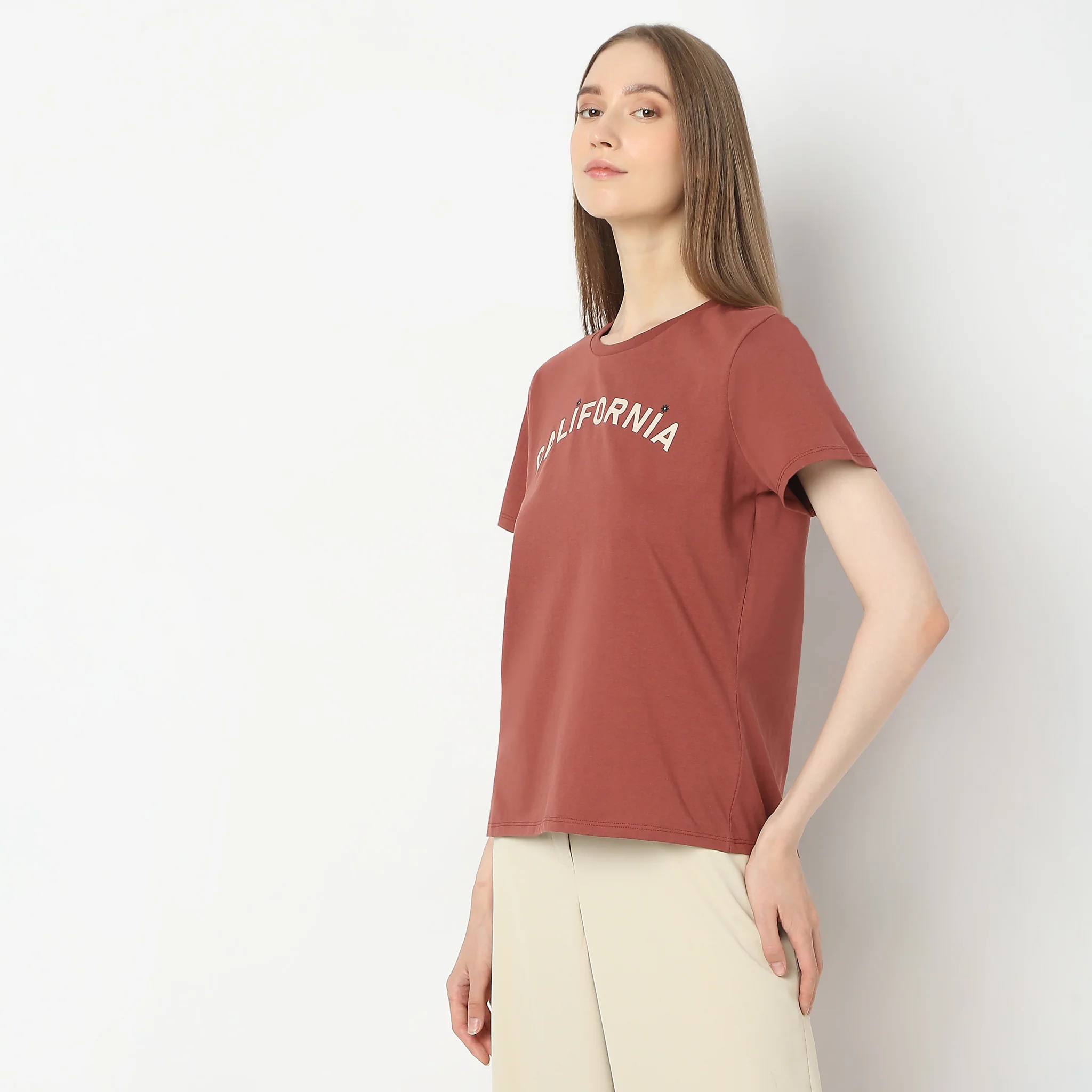 Regular Fit Graphic T-Shirt - Image 5