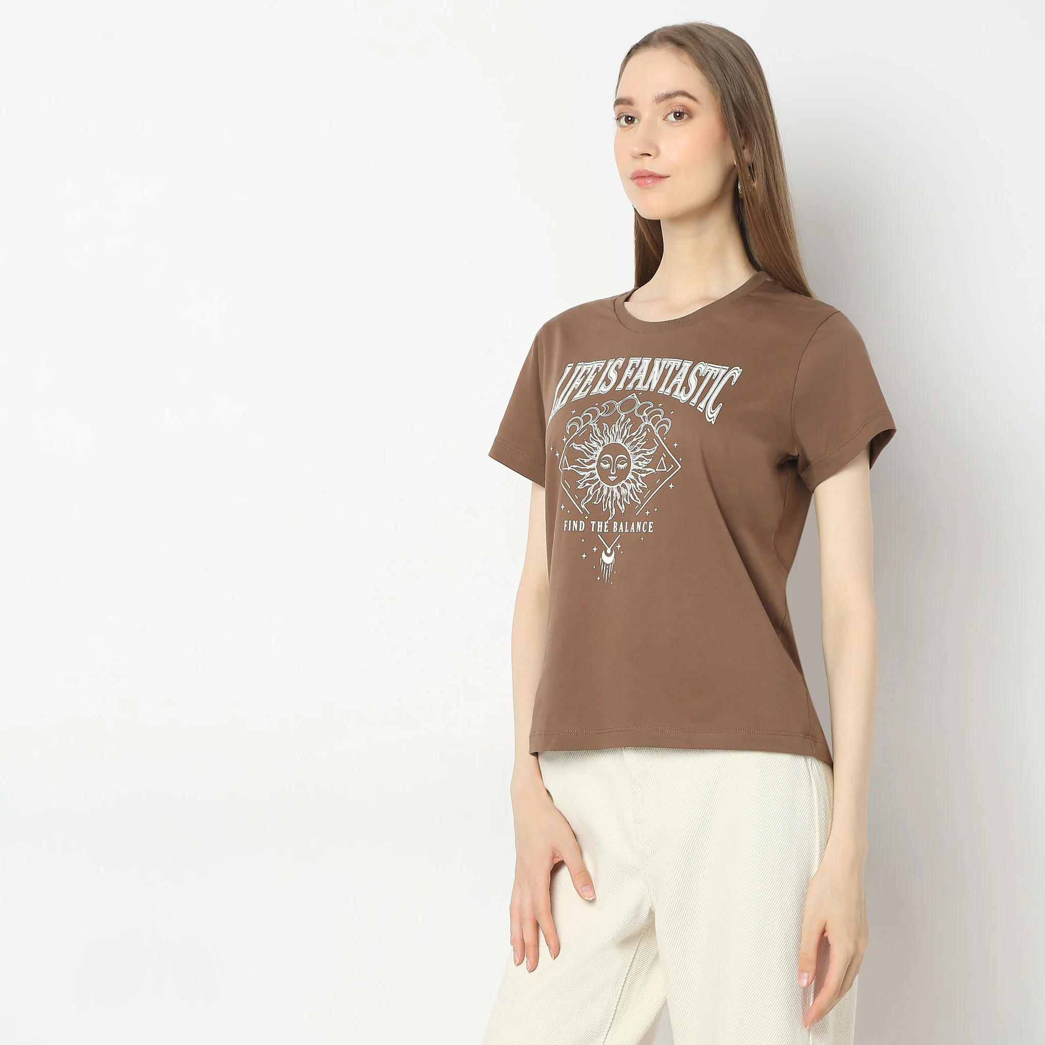 Regular Fit Graphic T-Shirt - Image 5