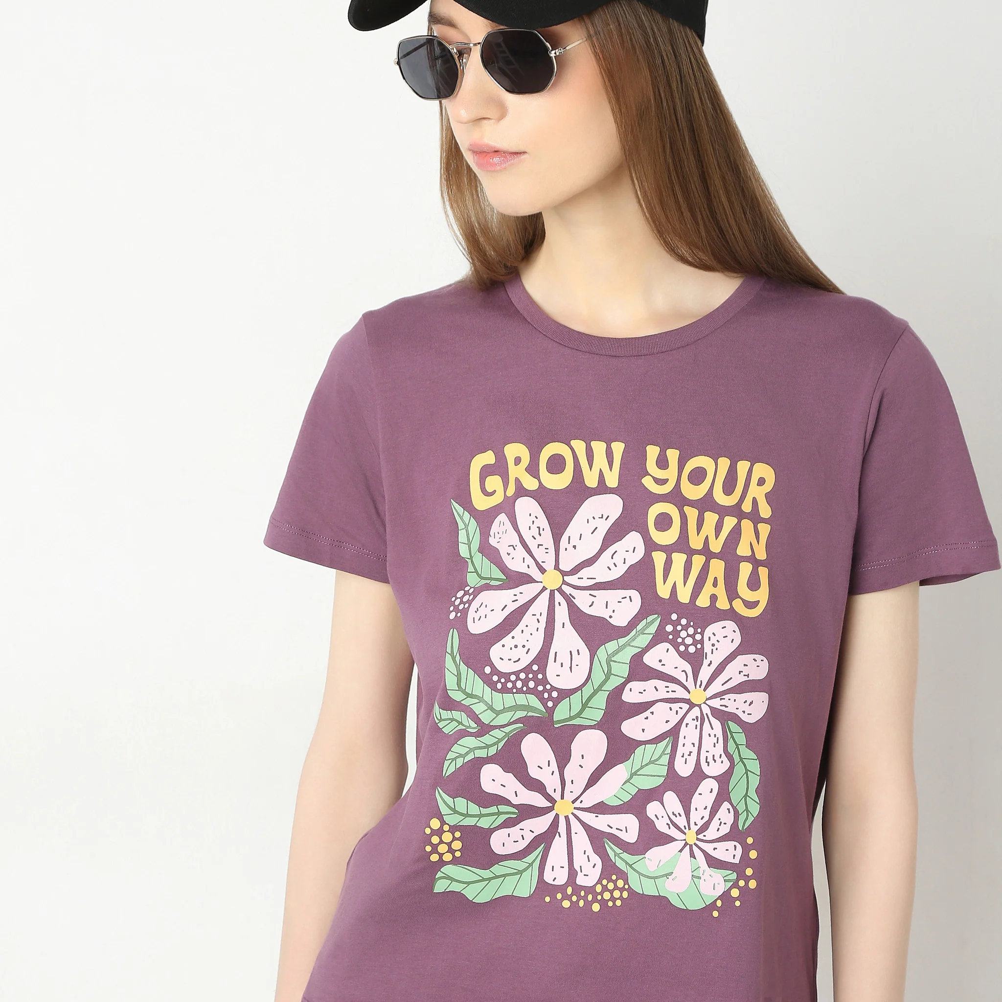 Knitted Graphic T-Shirt - Image 5