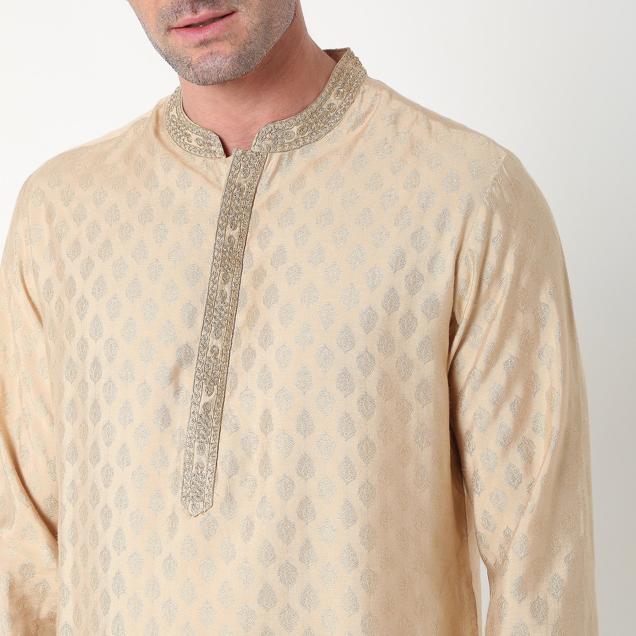 Regular Fit Jacquard Kurta - Image 4