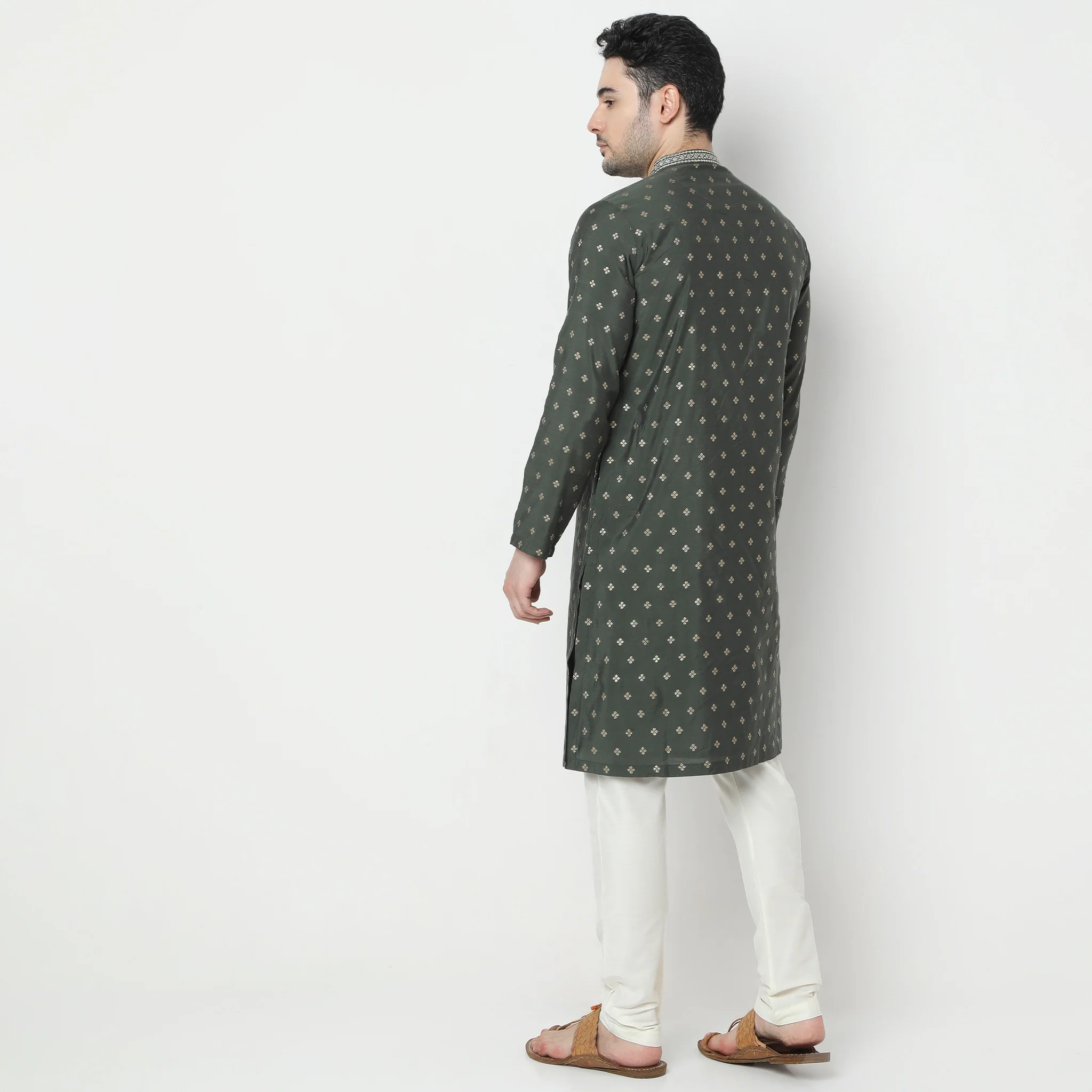 Regular Fit Jacquard Kurta - Image 3