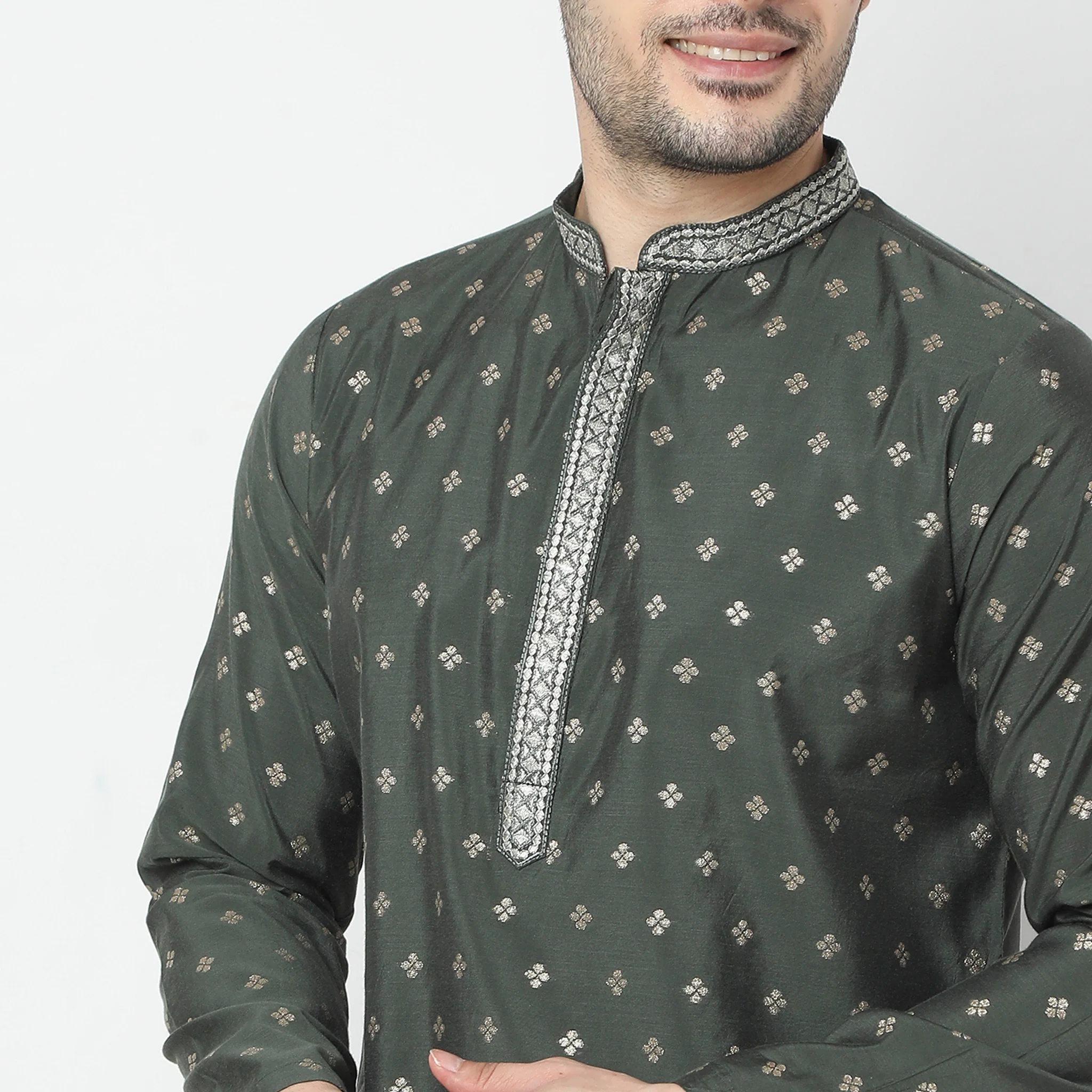 Regular Fit Jacquard Kurta - Image 4