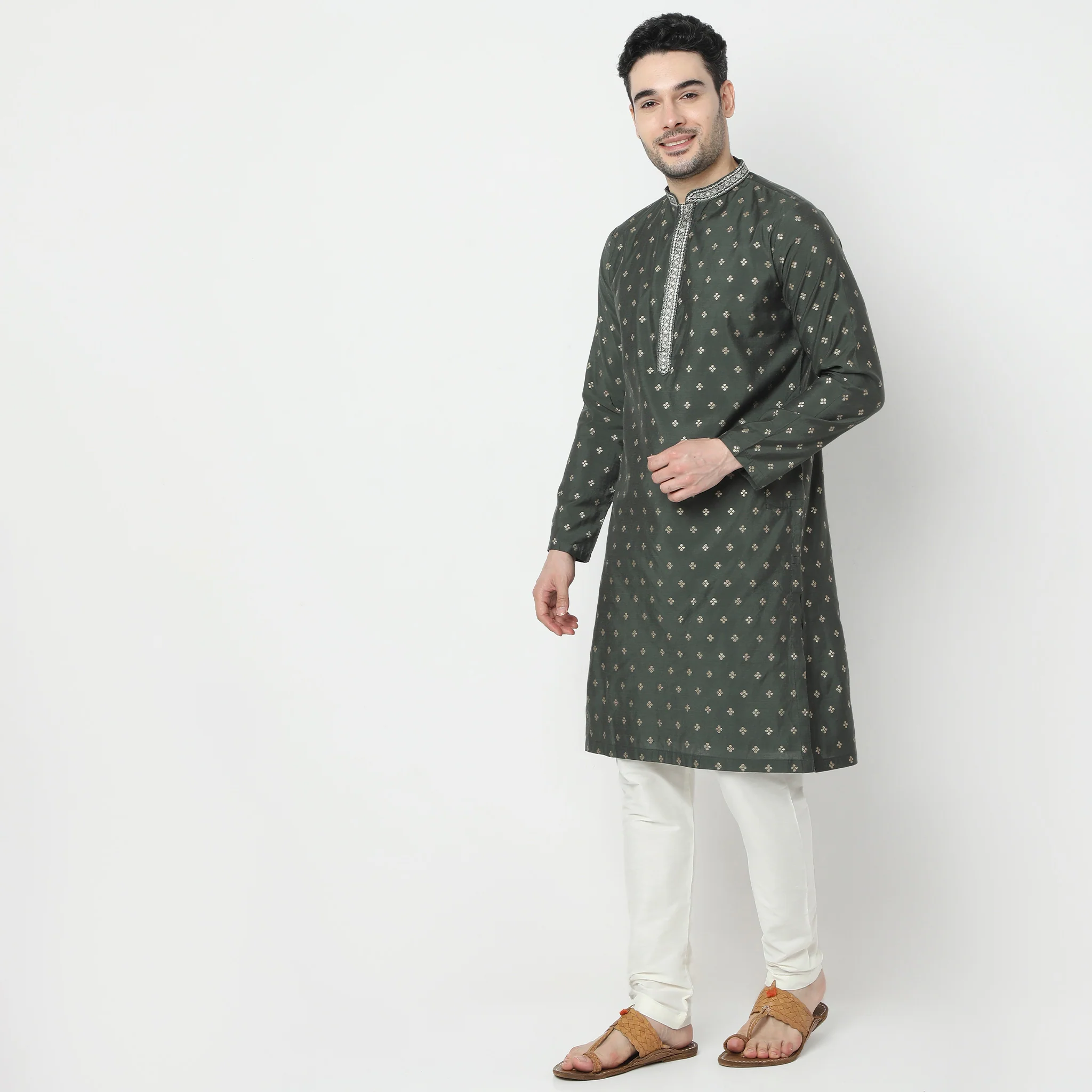 Regular Fit Jacquard Kurta - Image 5