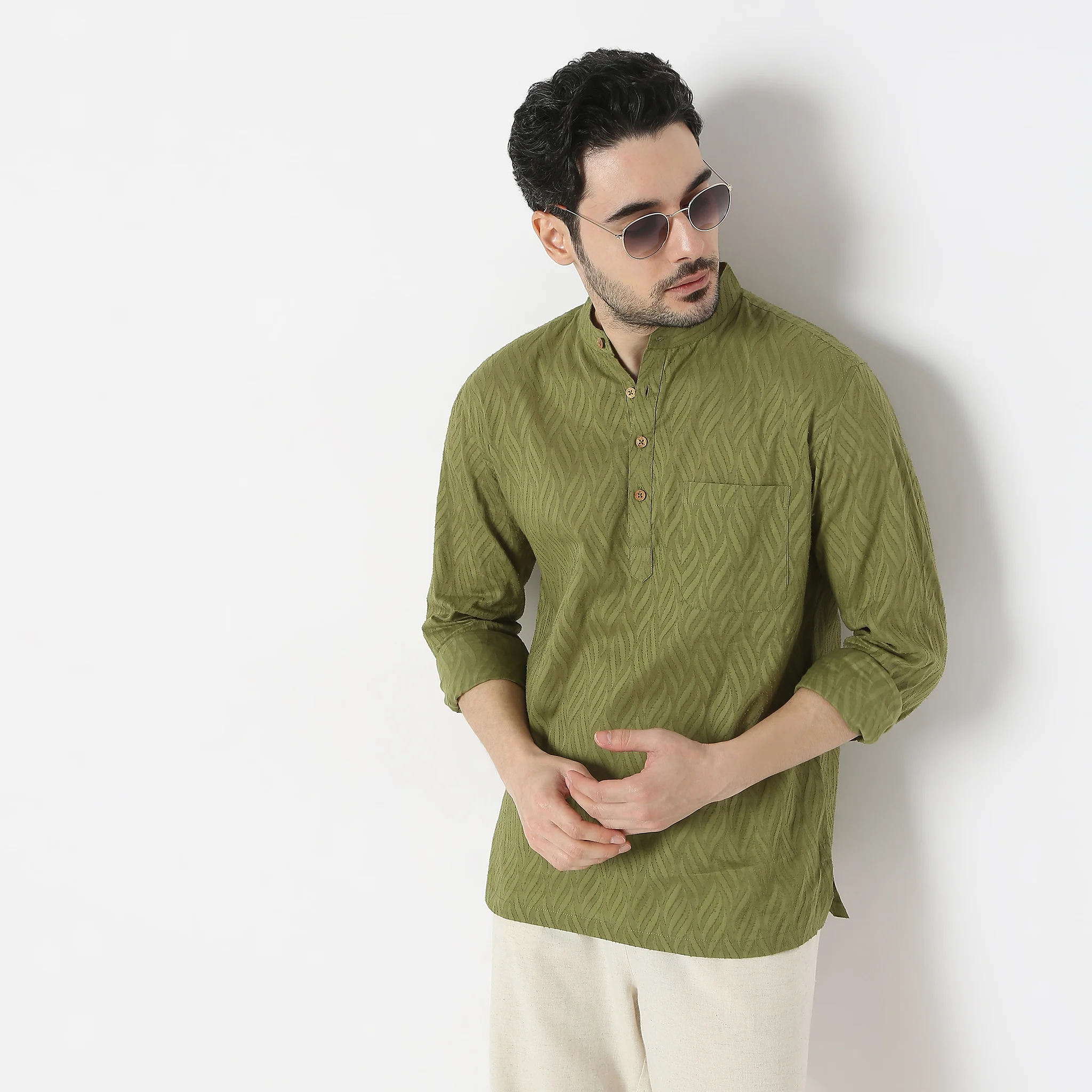 Jacquard Mandarin Collar Full Sleeve Printed Short Kurta