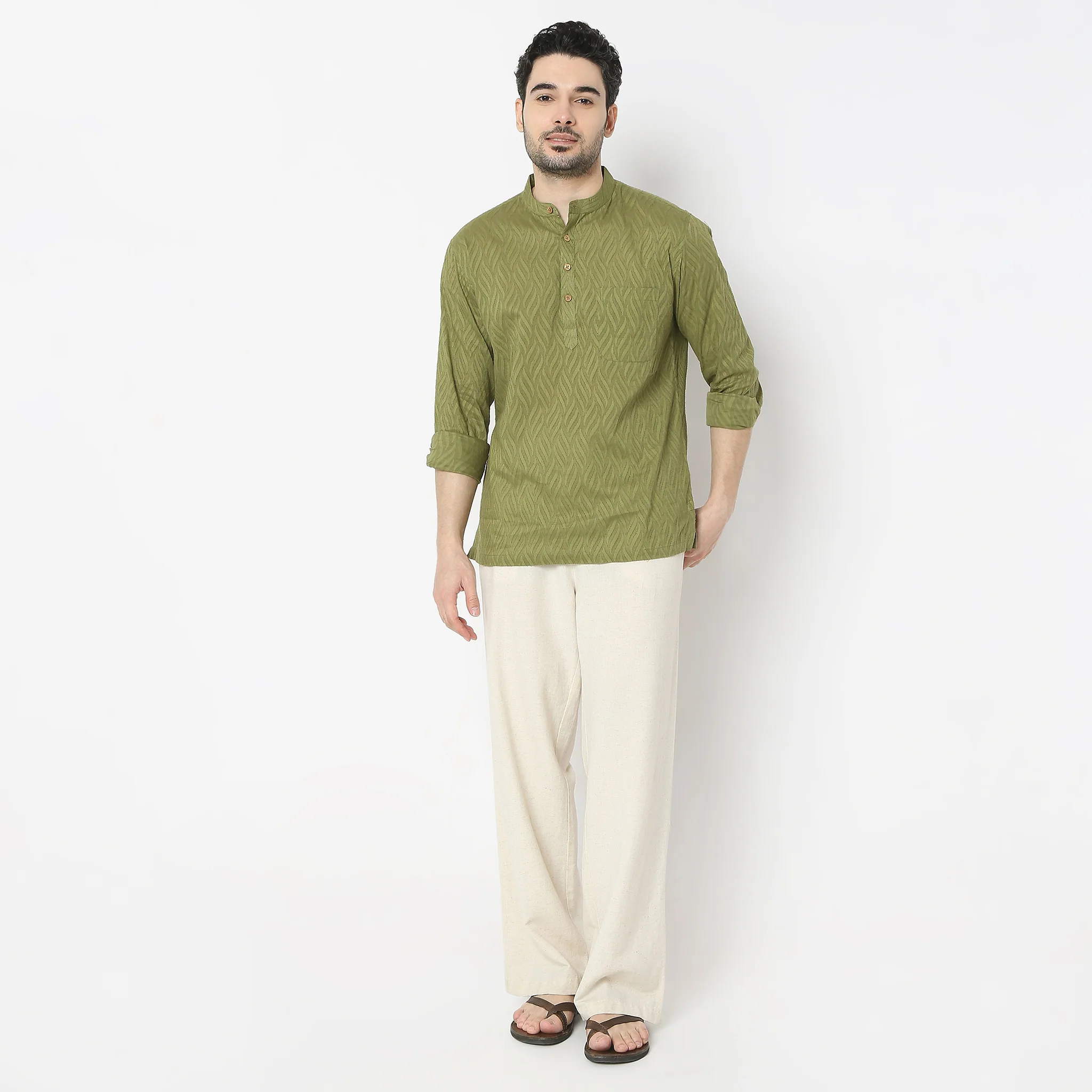 Jacquard Mandarin Collar Full Sleeve Printed Short Kurta - Image 2