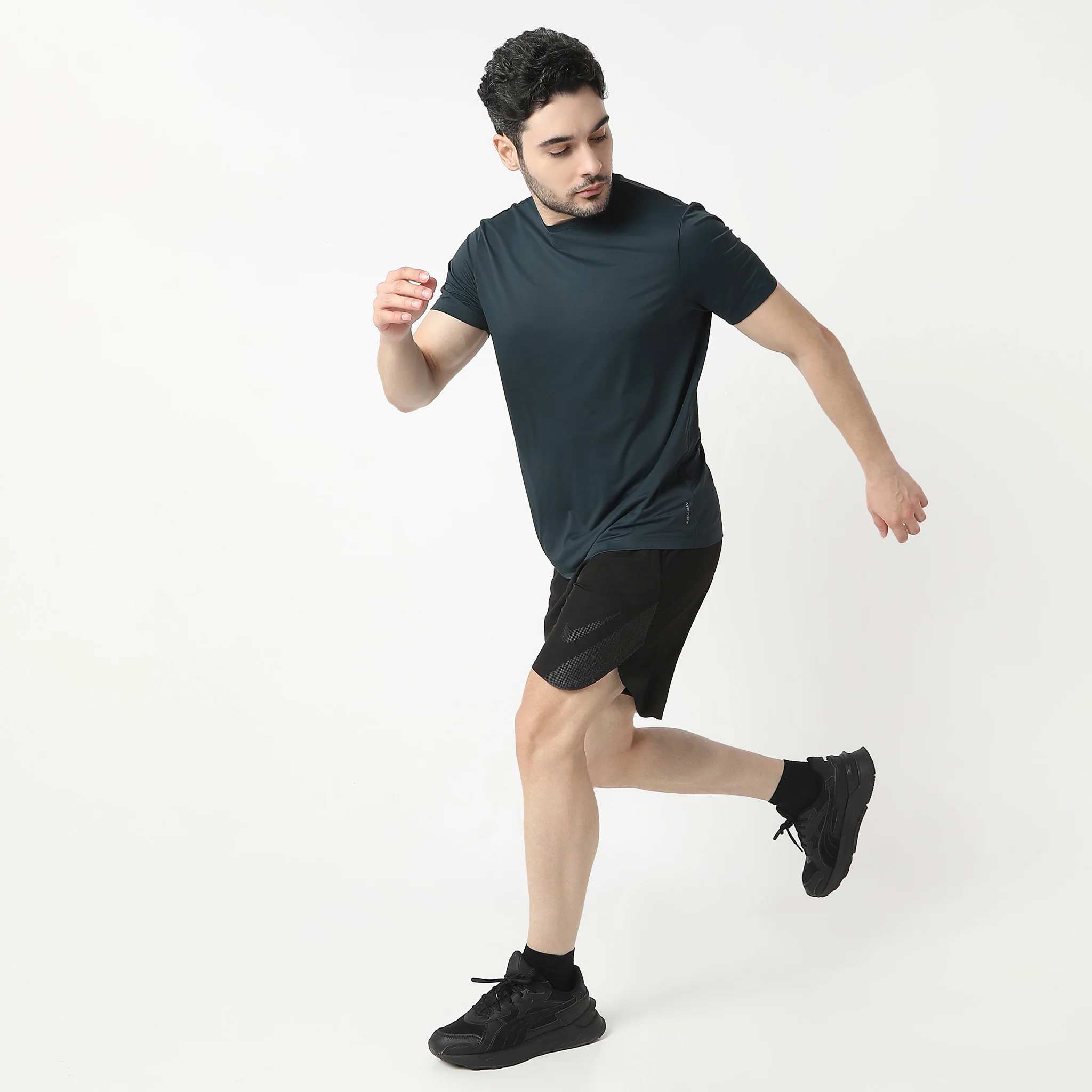 AirDry® Gym Tee - Work Out With E-Fast® Stretch-Made For Movement