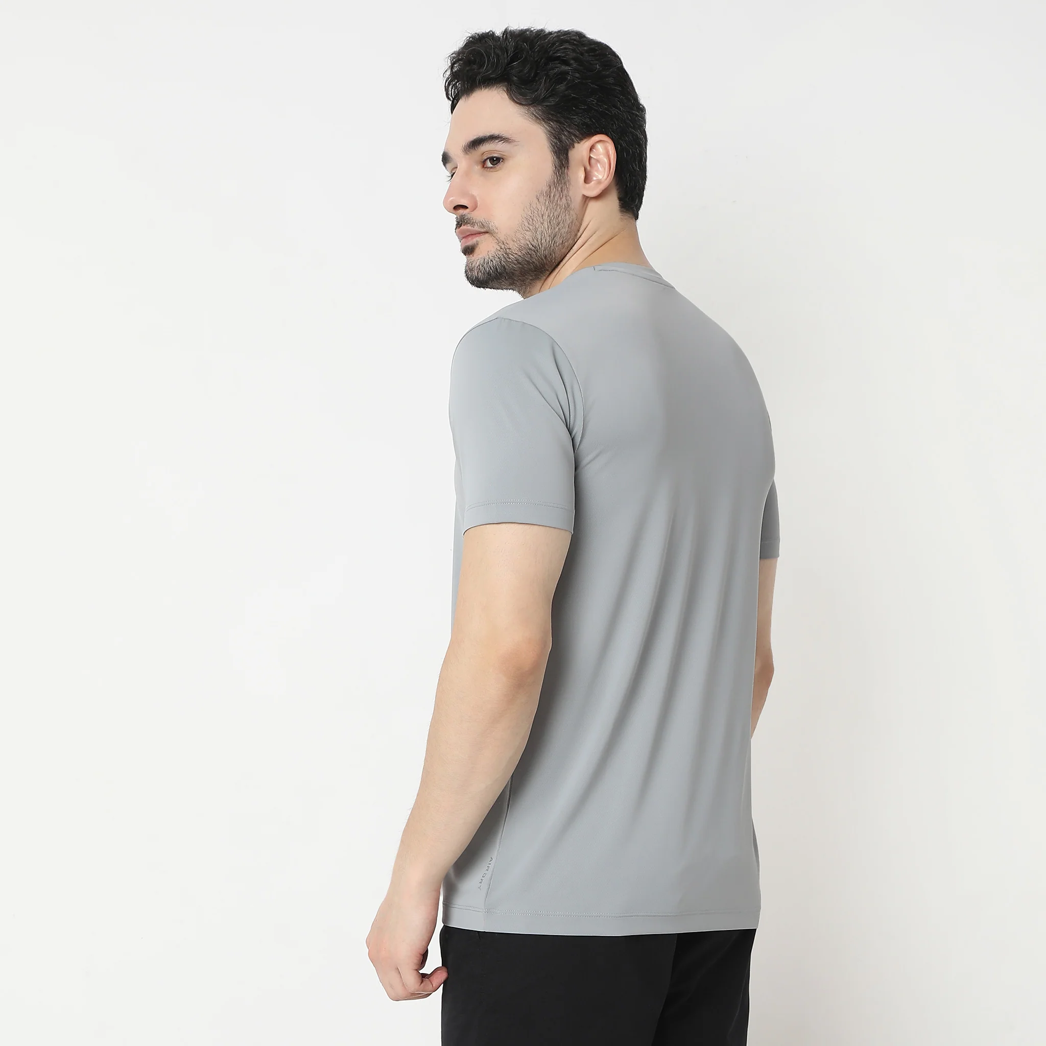 AirDry® Gym Tee - Work Out With E-Fast® Stretch-Made For Movement - Image 17