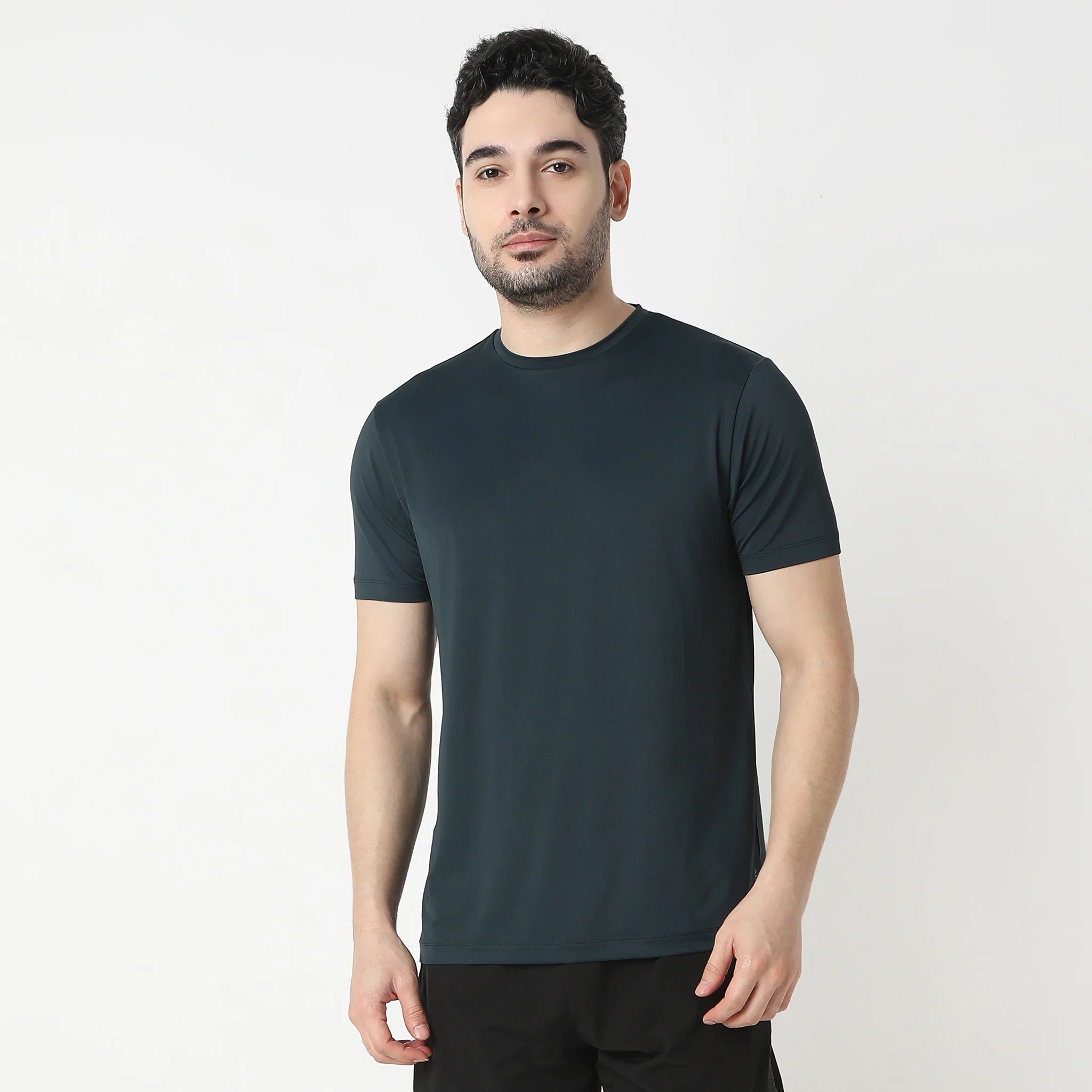 AirDry® Gym Tee - Work Out With E-Fast® Stretch-Made For Movement - Image 2