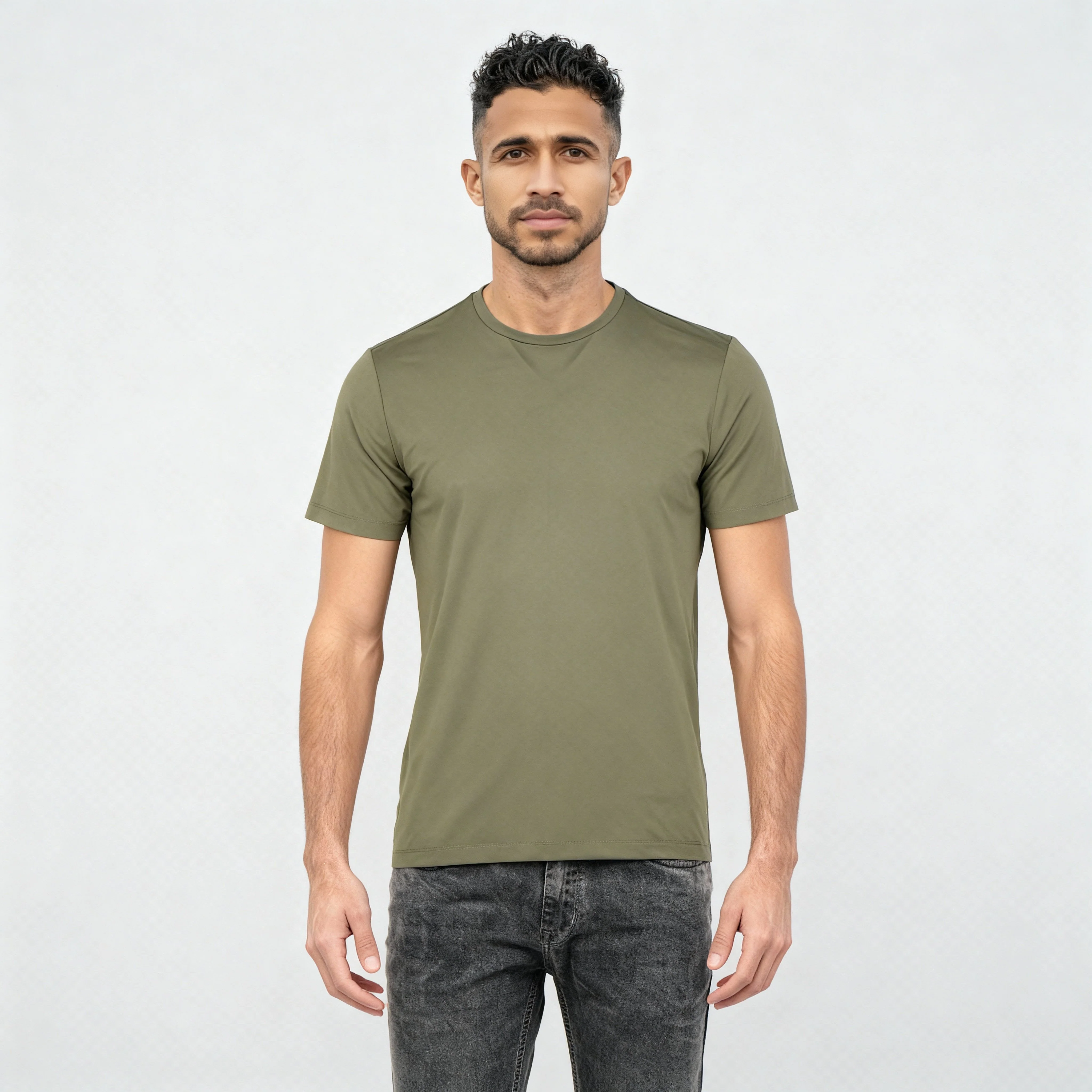 AirDry® Gym Tee - Work Out With E-Fast® Stretch-Made For Movement - Image 31