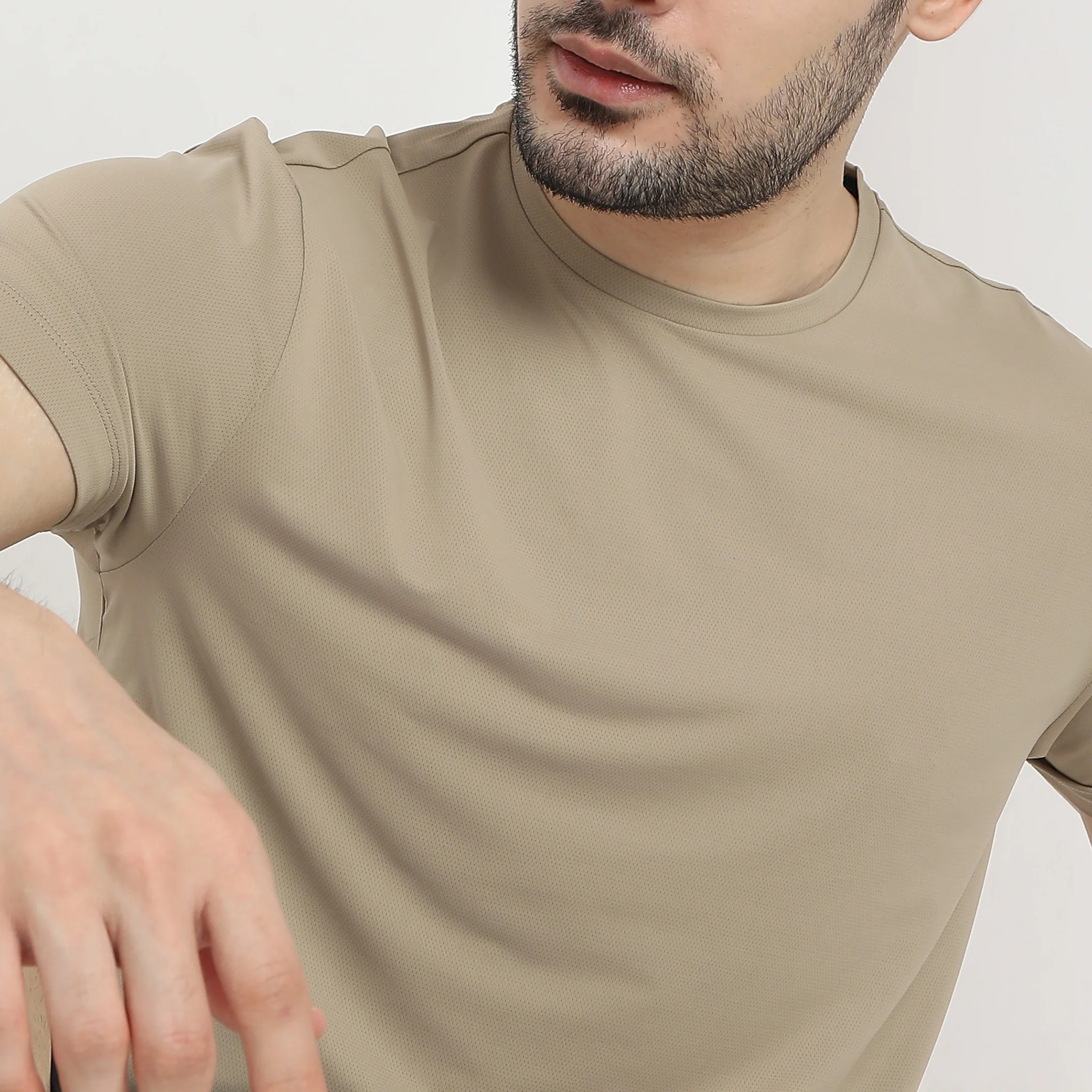 AirDry® Gym Tee - Work Out With E-Fast® Stretch-Made For Movement - Image 43