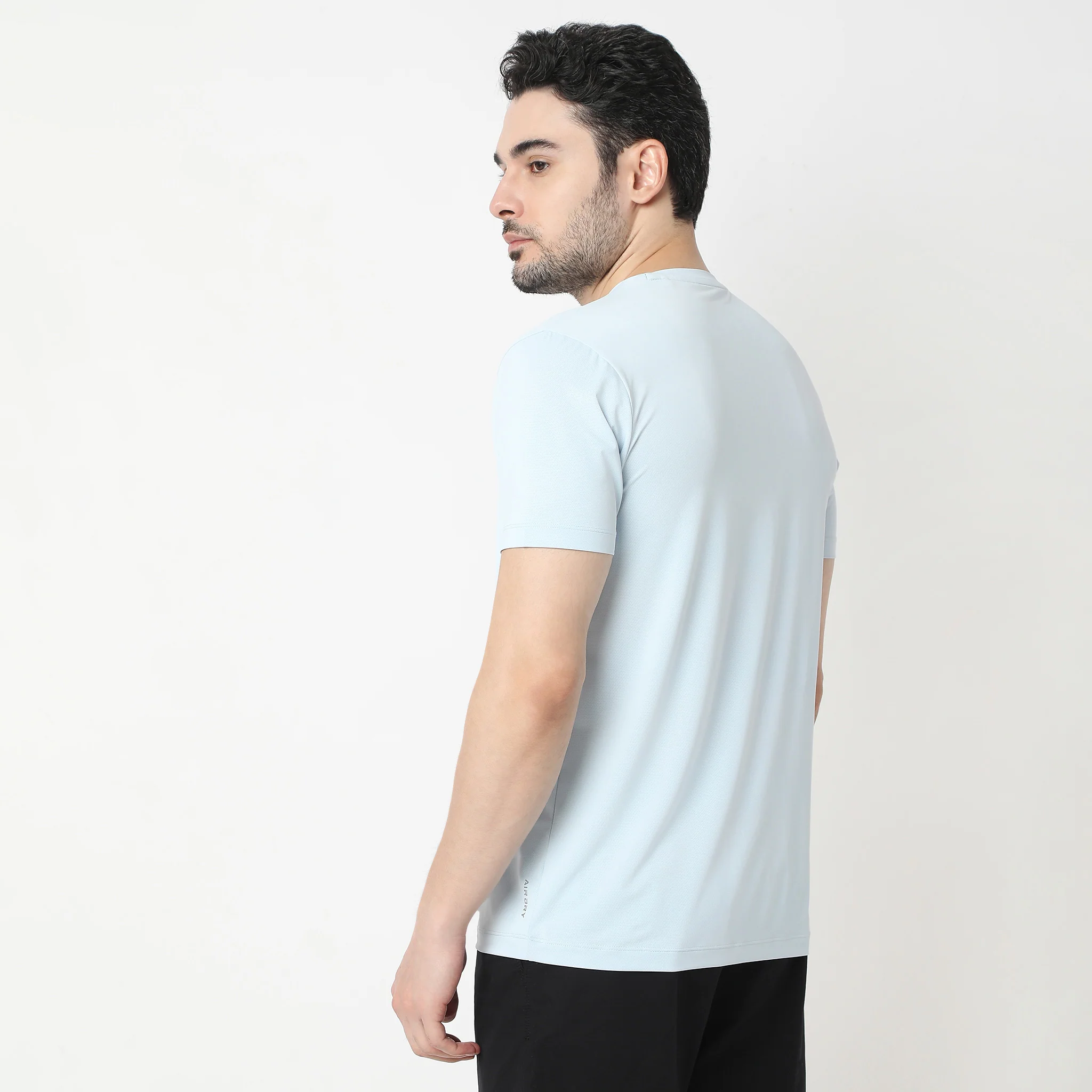 AirDry® Gym Tee - Work Out With E-Fast® Stretch-Made For Movement - Image 47