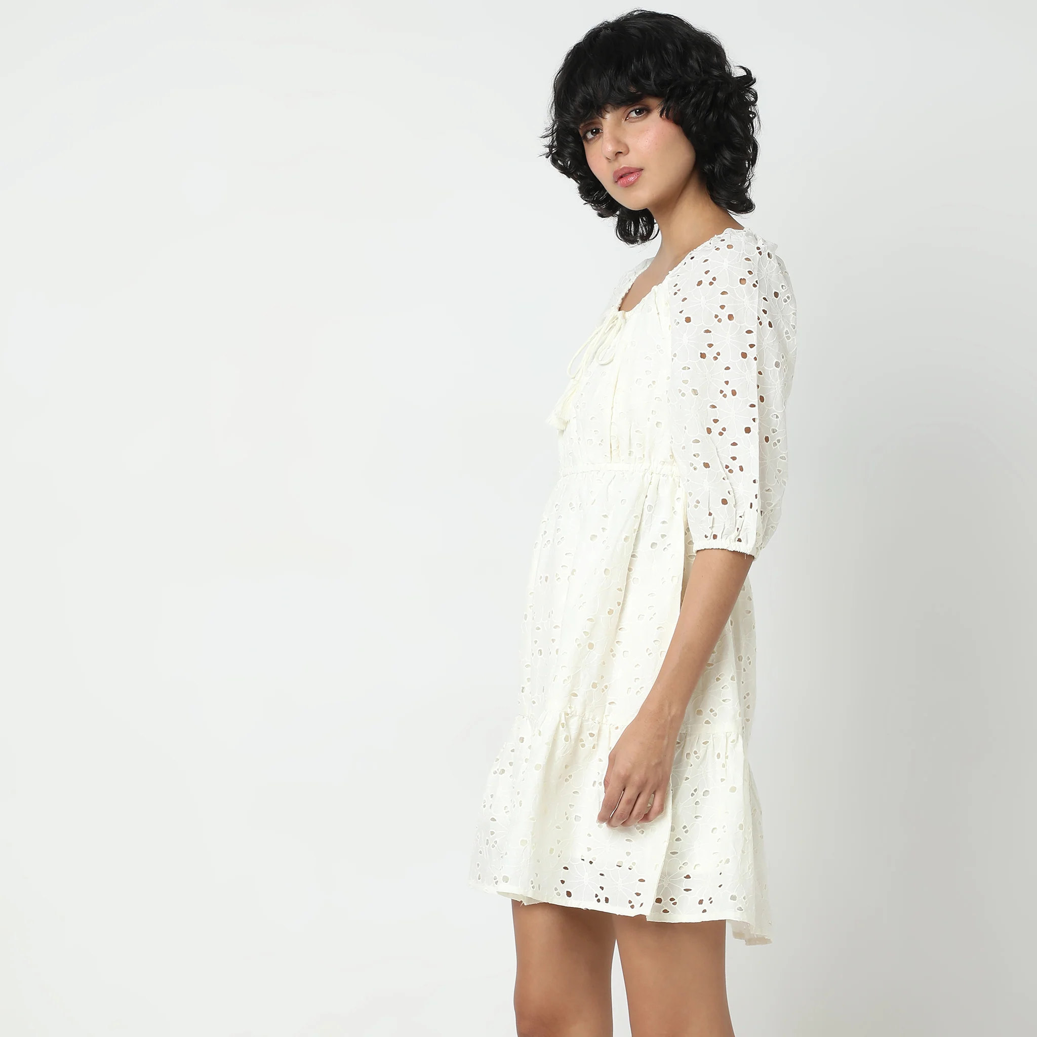 Regular Fit Lace Dress - Image 5