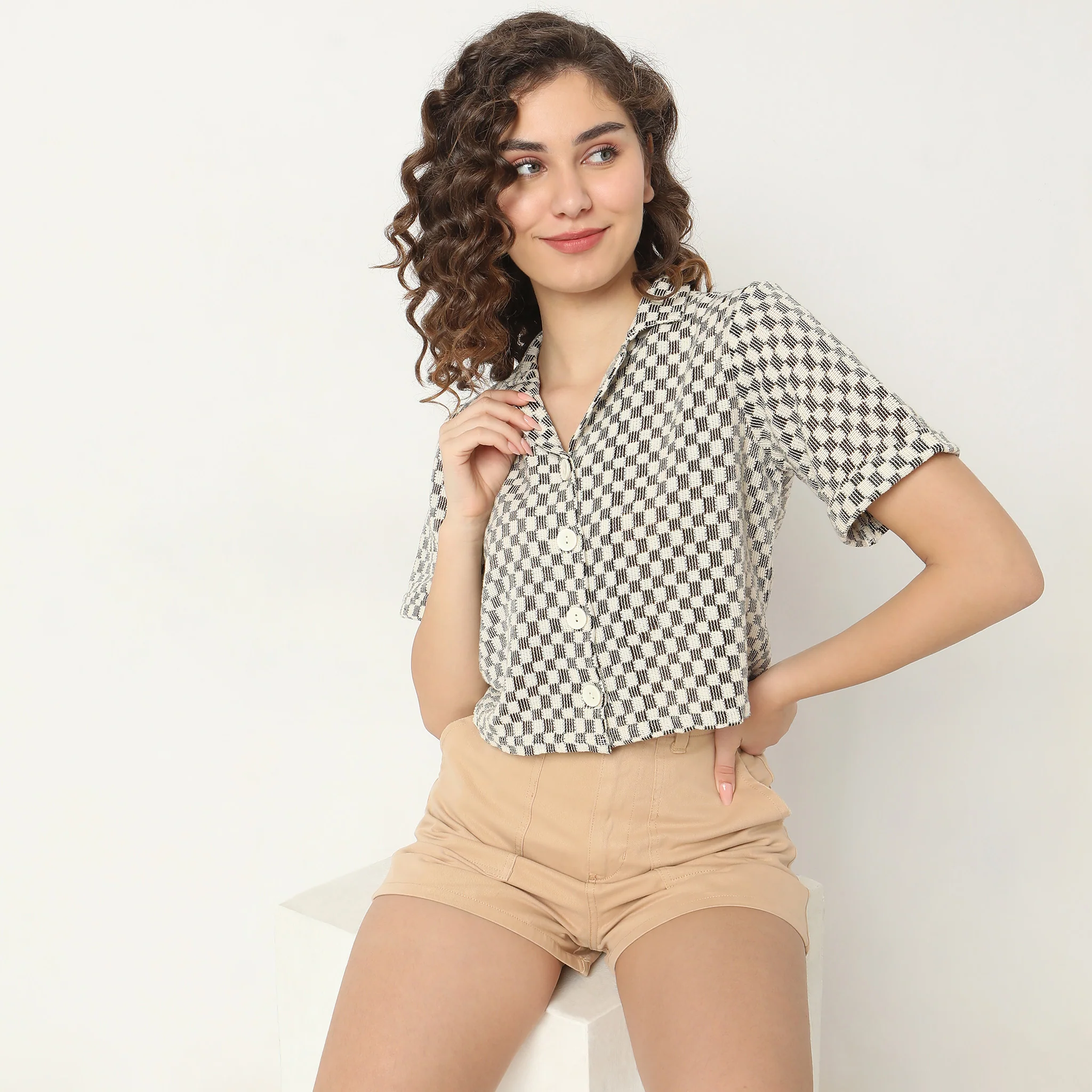 Regular Fit Lace Shirt - Image 2