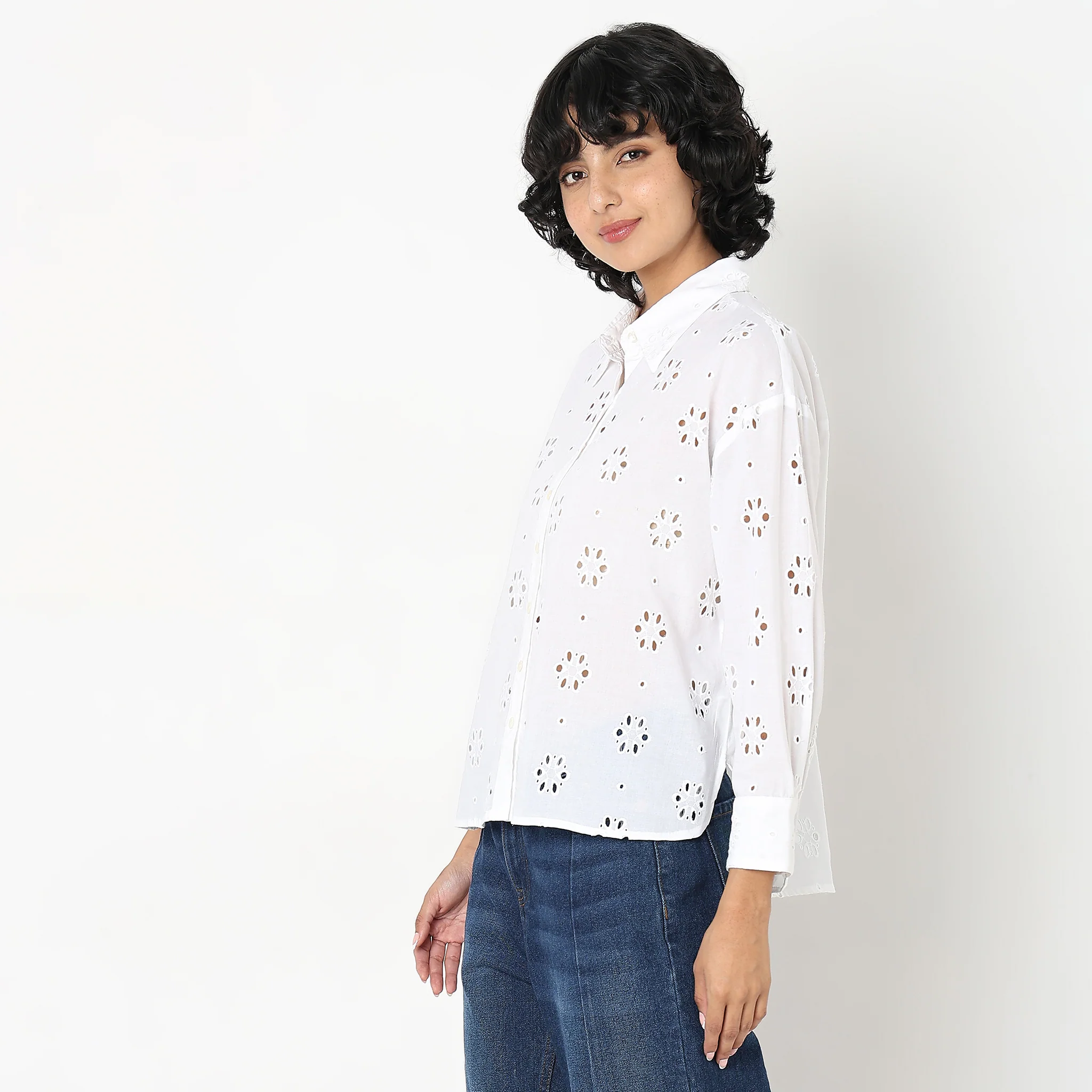 Regular Fit Lace Shirt - Image 5