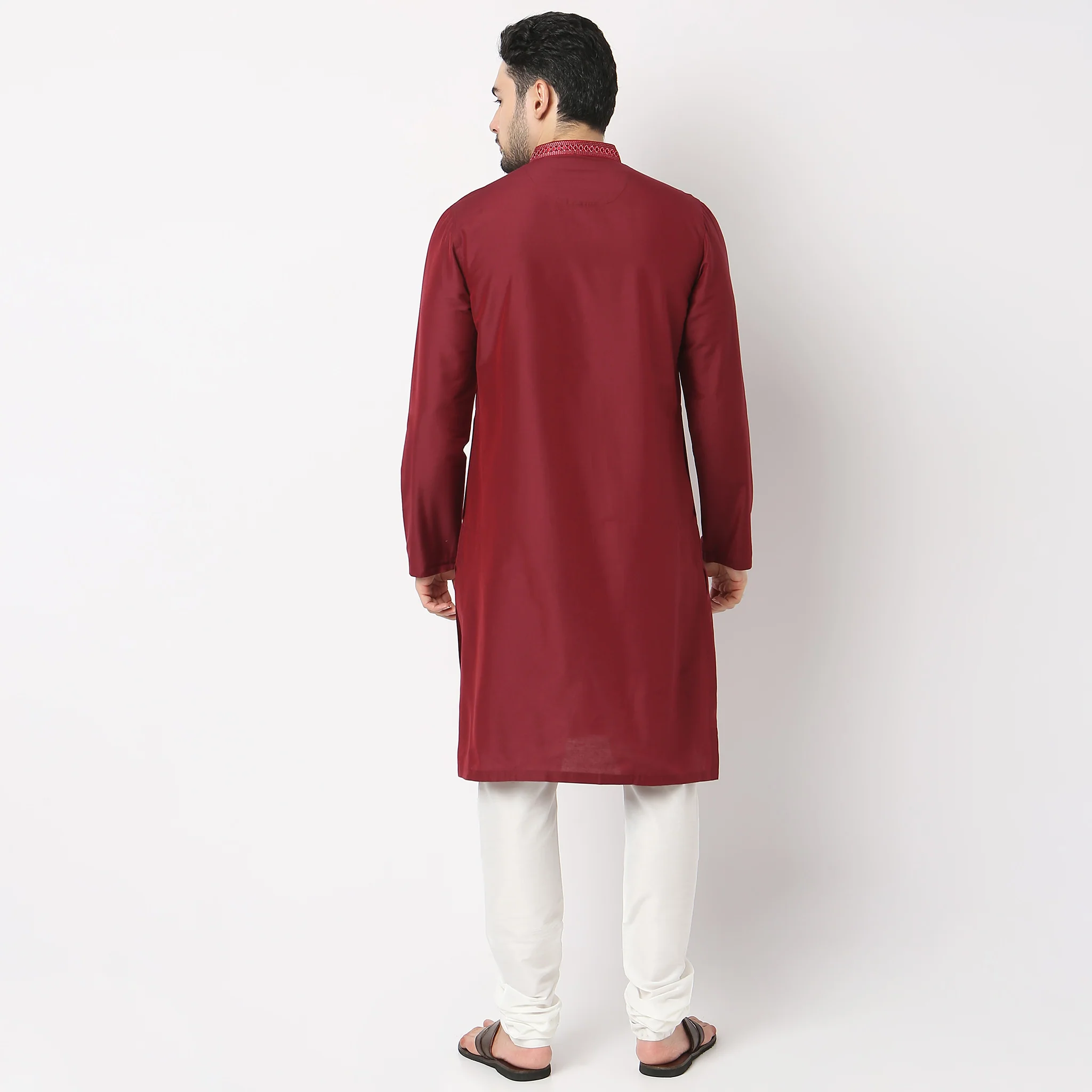 Regular Fit Pleats Kurta - Image 3