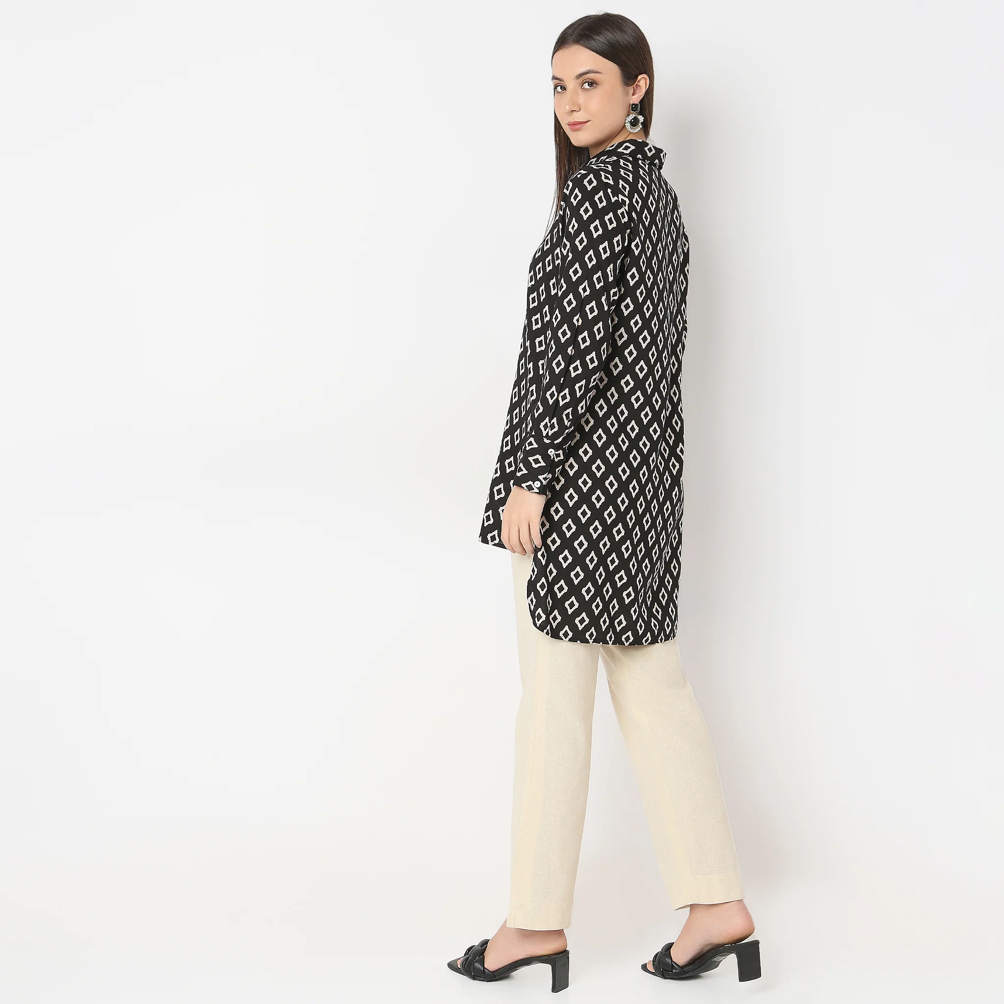 Regular Fit Printed A-Line Tunic - Image 5