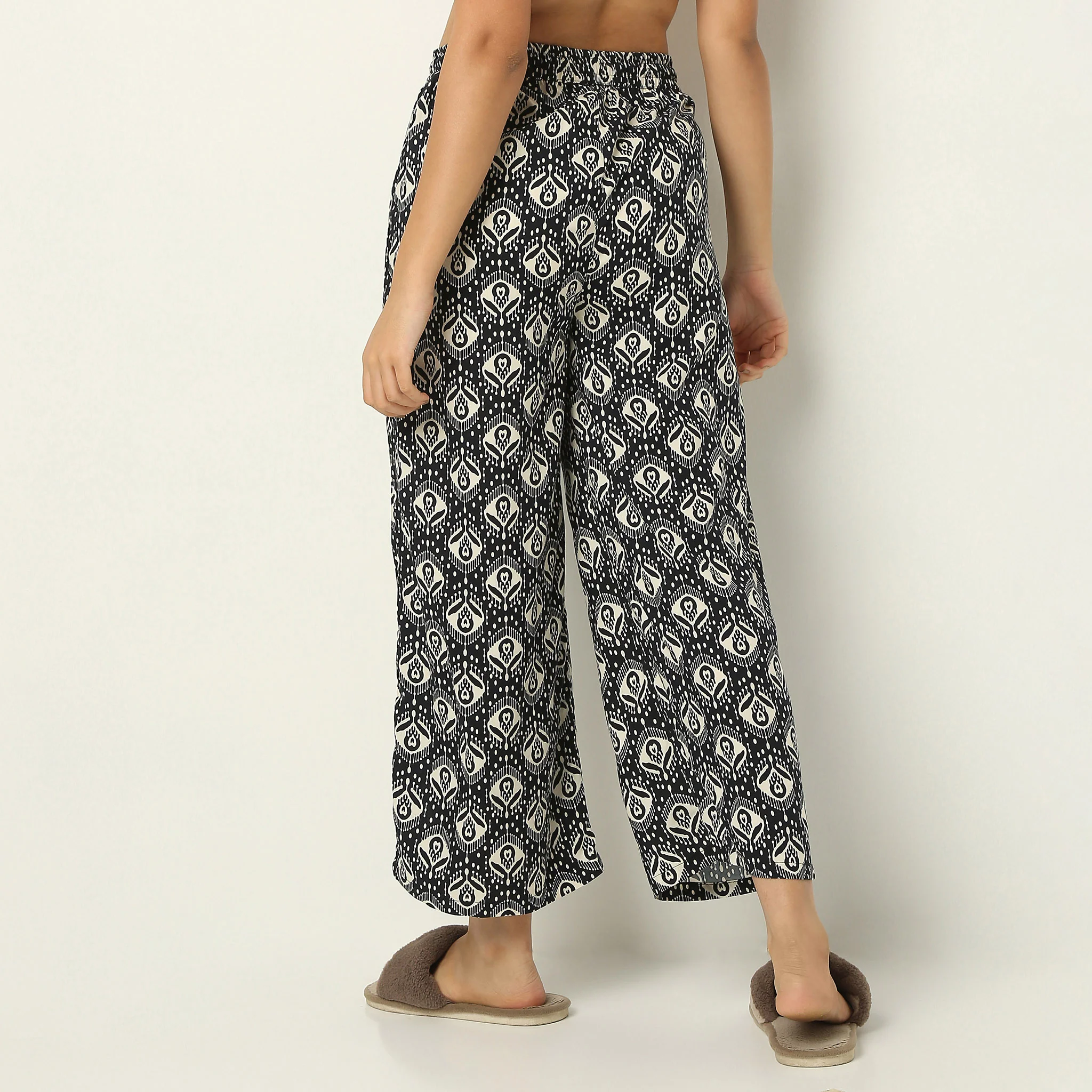Ankle Length Woven Printed Lounge Palazzo - Image 3