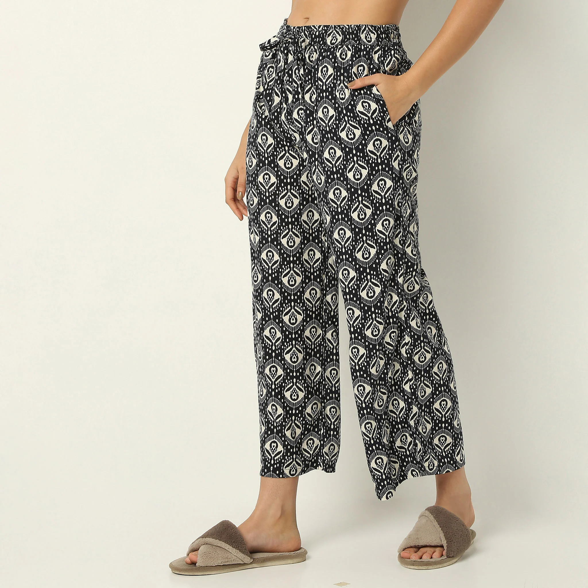 Ankle Length Woven Printed Lounge Palazzo - Image 5