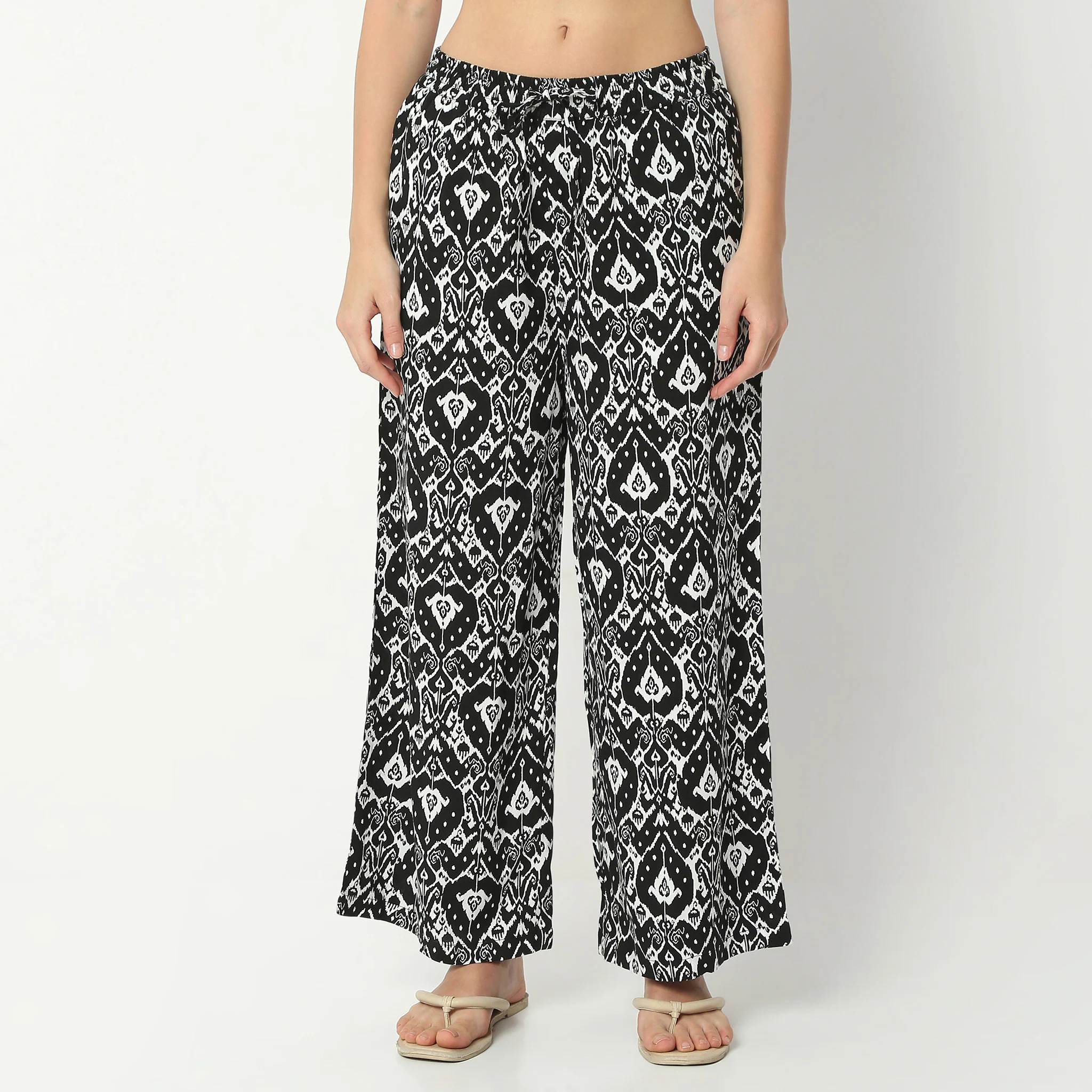 Printed Ankle Length Mid Rise Lounge Pyjamas - Image 2
