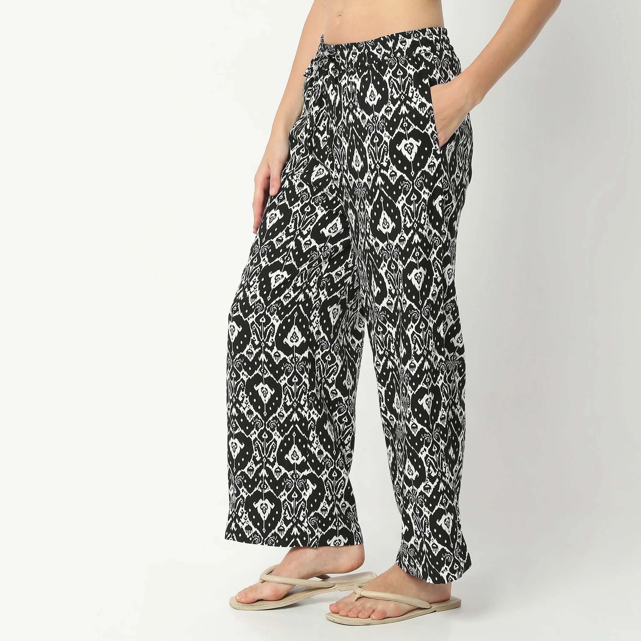 Printed Ankle Length Mid Rise Lounge Pyjamas - Image 5