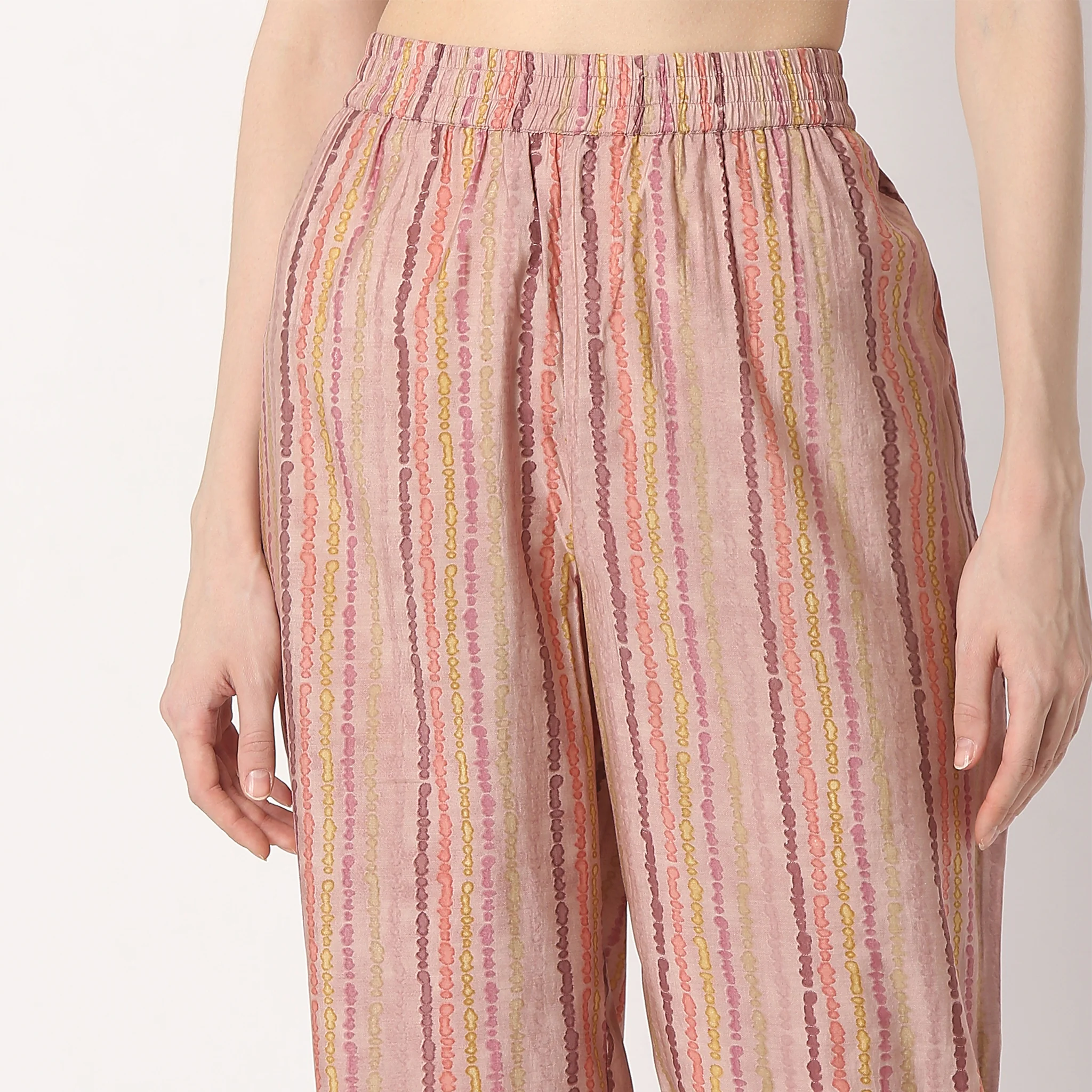 Printed Band Collar Straight Kurta With Pant Set - Image 7
