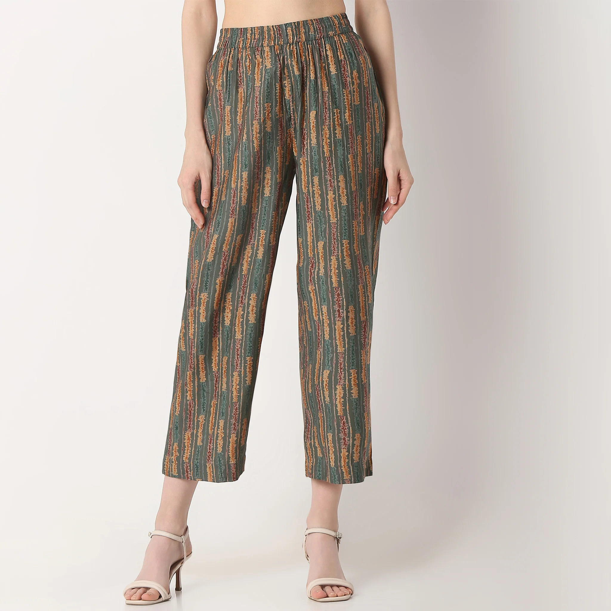 Printed Band Collar Straight Kurta With Pant Set - Image 6
