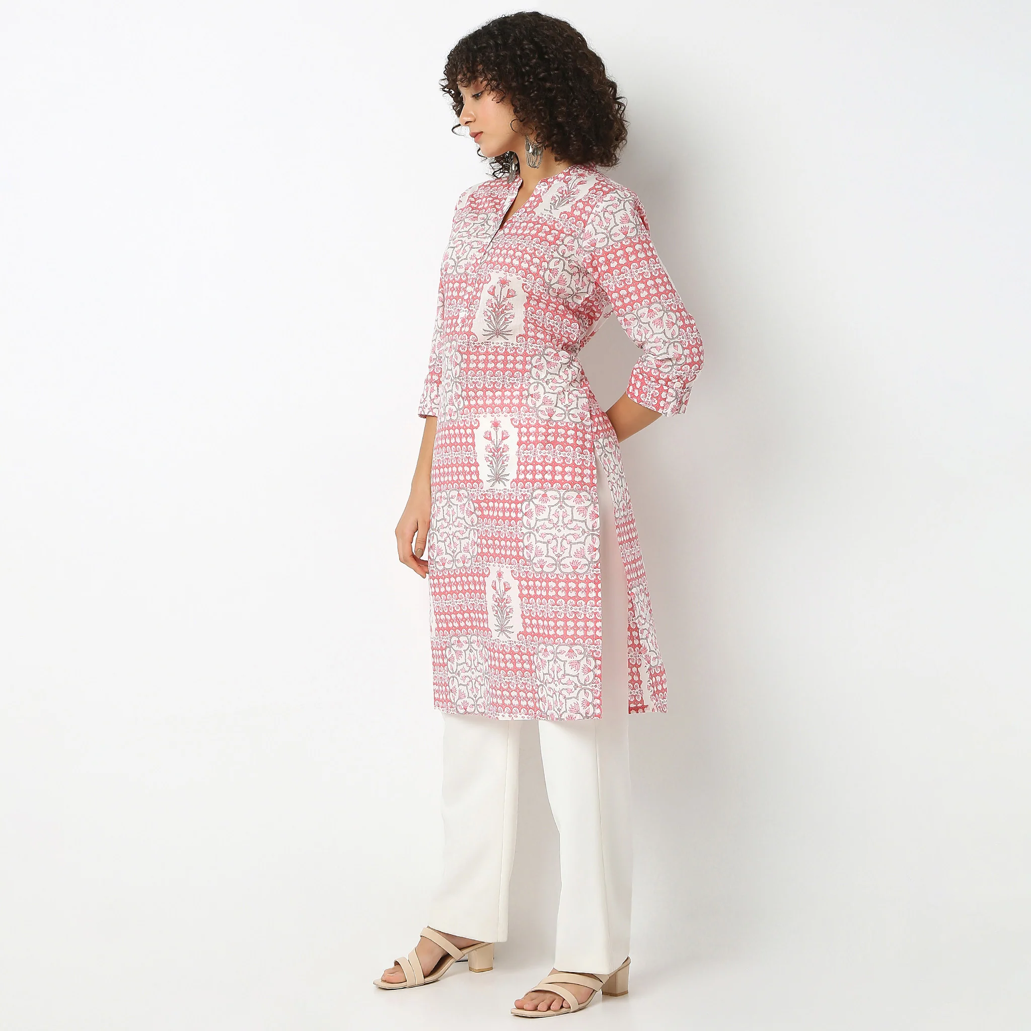 Band Neck Knee Length Three-Fourth Sleeve Straight Printed Kurta - Image 5