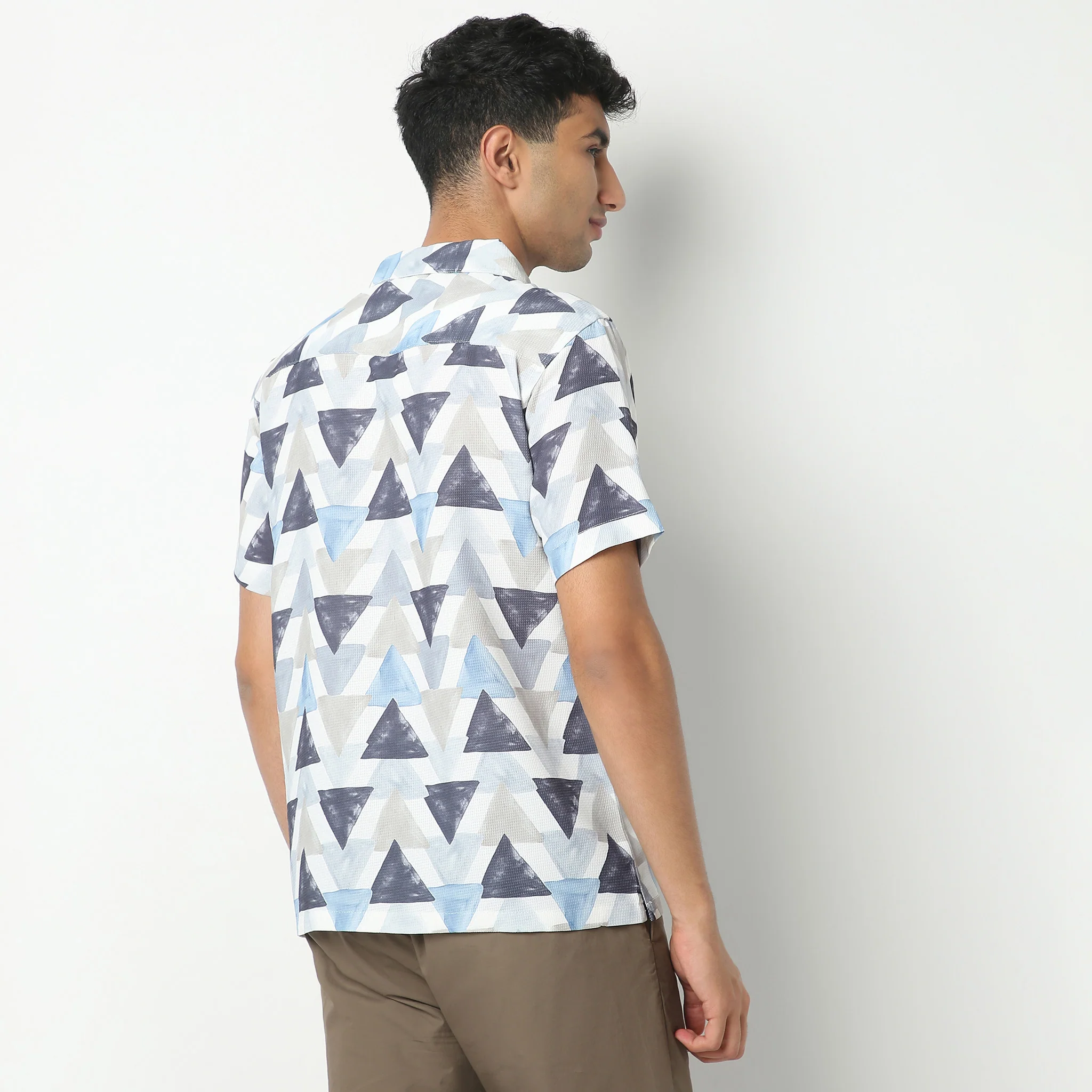 RetreatįµĖ£ Printed Camp Collar Half Sleeve Shirt - Image 3