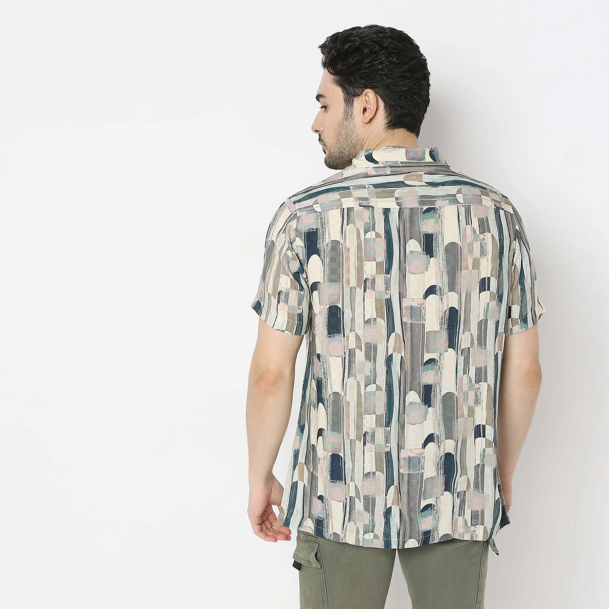 Retreat ShirtįµĖ£ Camp Collar Half Sleeve Printed Relaxed Fit - Image 3