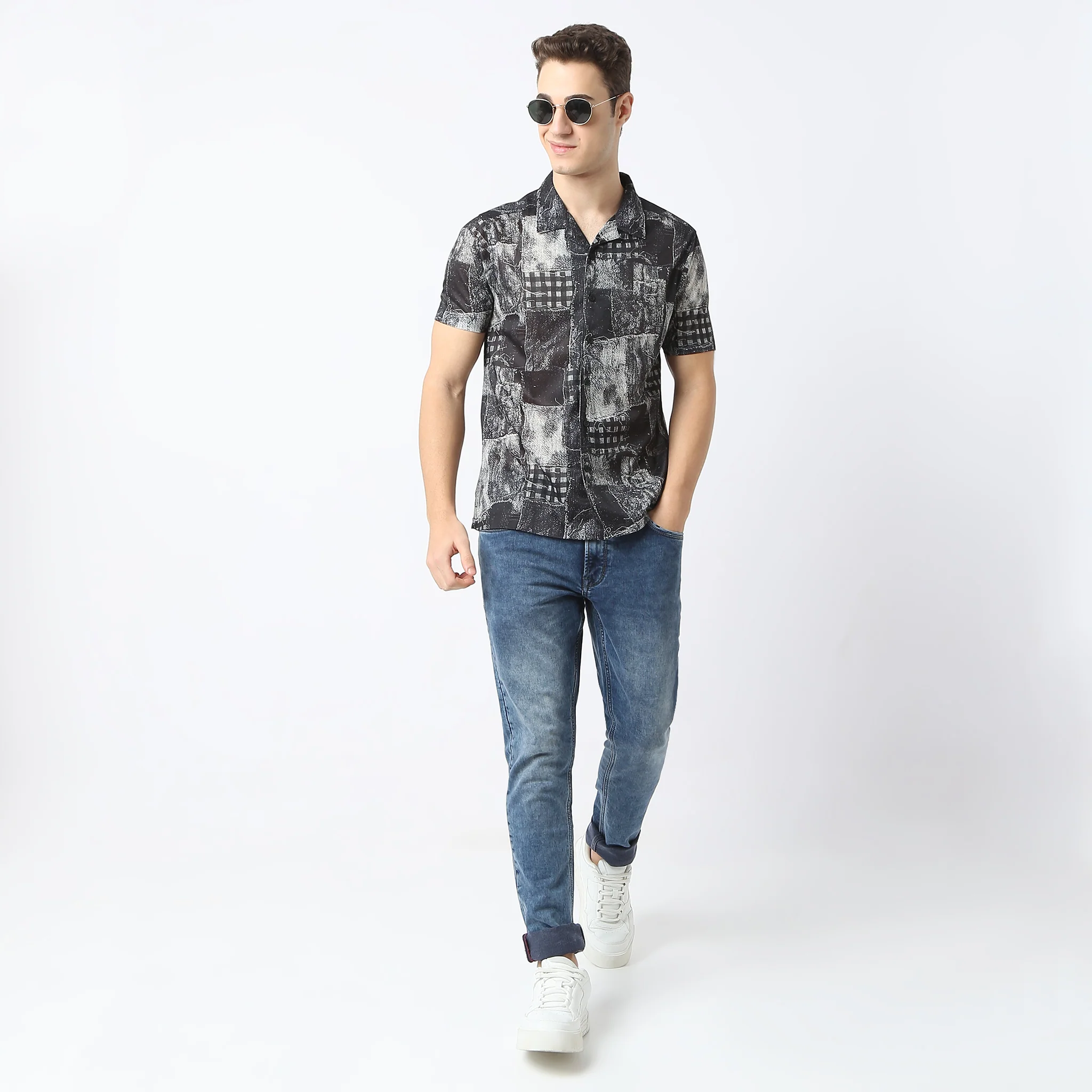 Retreat™ Shirts - Printed Pattern Rich Knitted Stretch Fabric - Trendy Cuban Collar - Regular Fit Shirt
