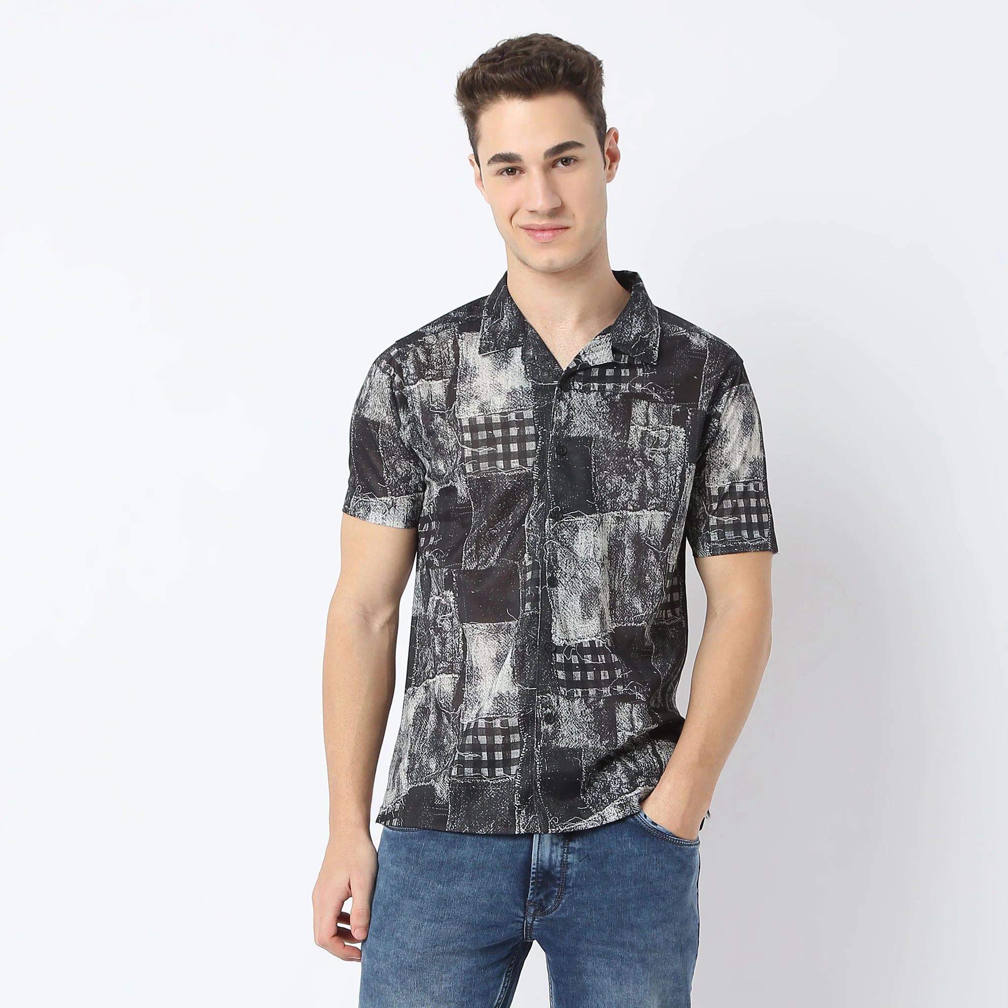 Retreat™ Shirts - Printed Pattern Rich Knitted Stretch Fabric - Trendy Cuban Collar - Regular Fit Shirt - Image 2
