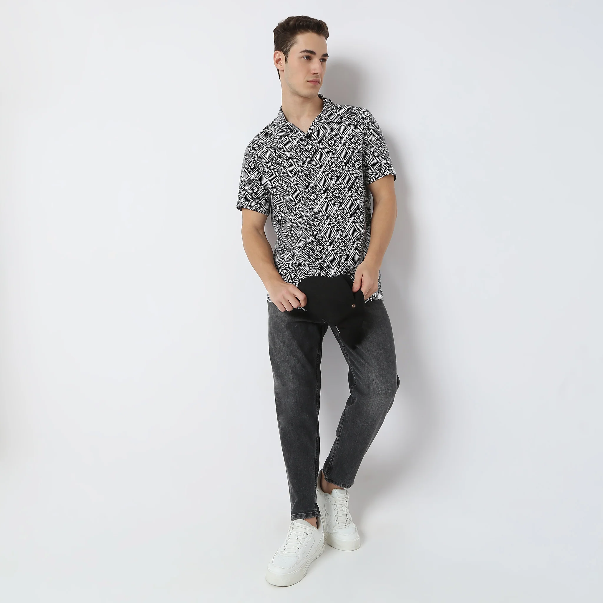 Retreat™ Shirts - Printed Pattern Rich Fabric - Trendy Cuban Collar - Regular Fit Shirt