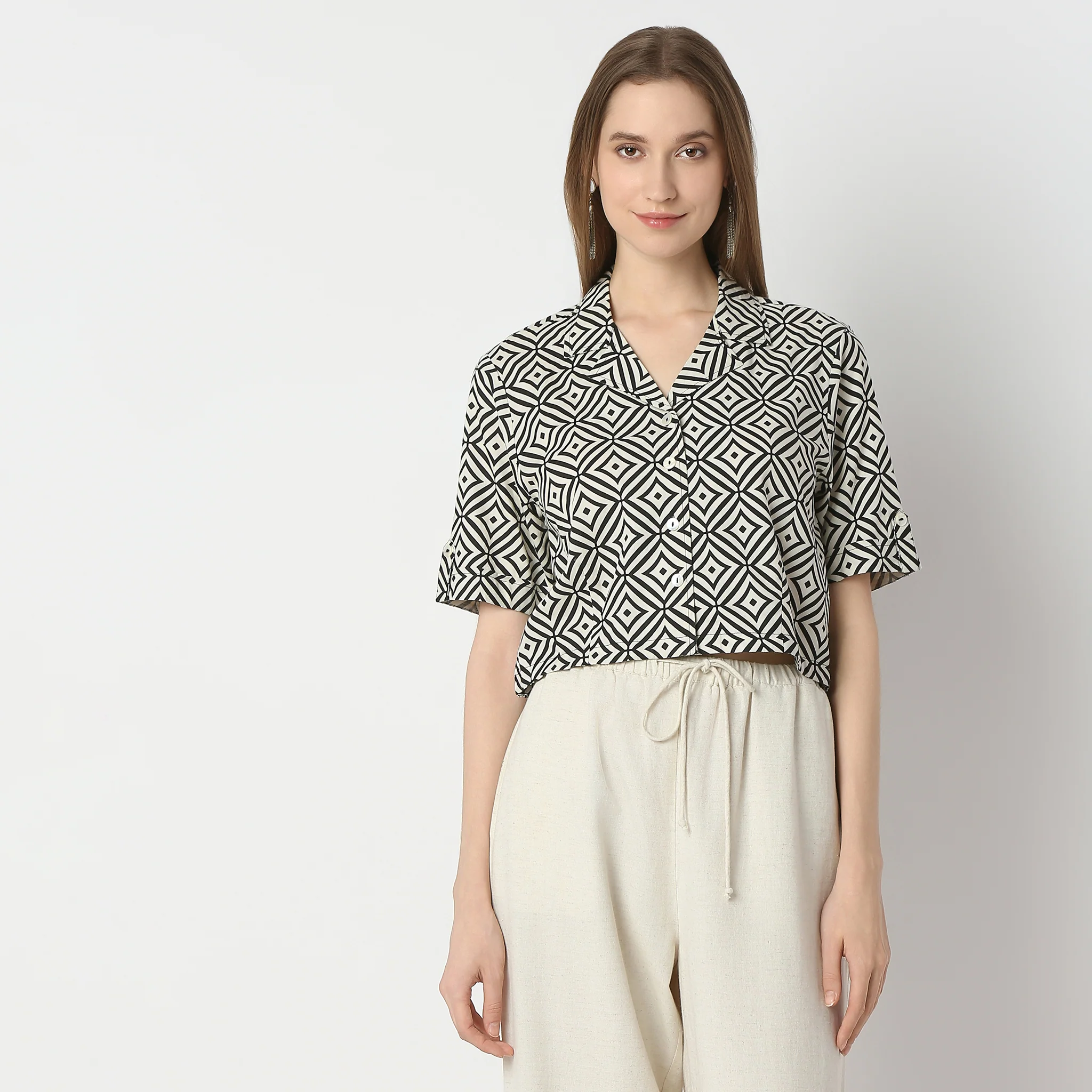 Printed Camp Collar Short Sleeve Crop Top - Image 2